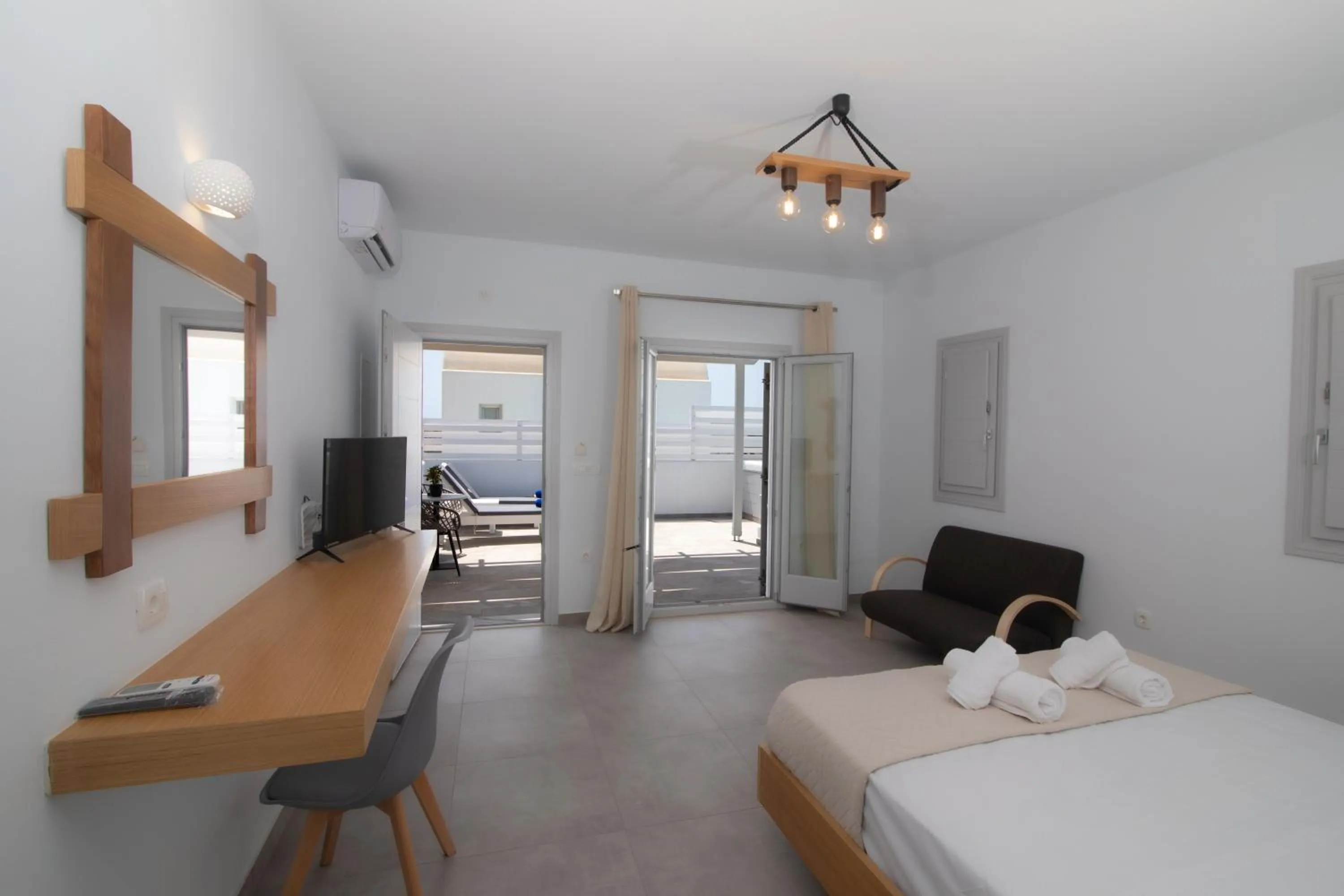 TV and multimedia, Bed in Petra Aqua Villa