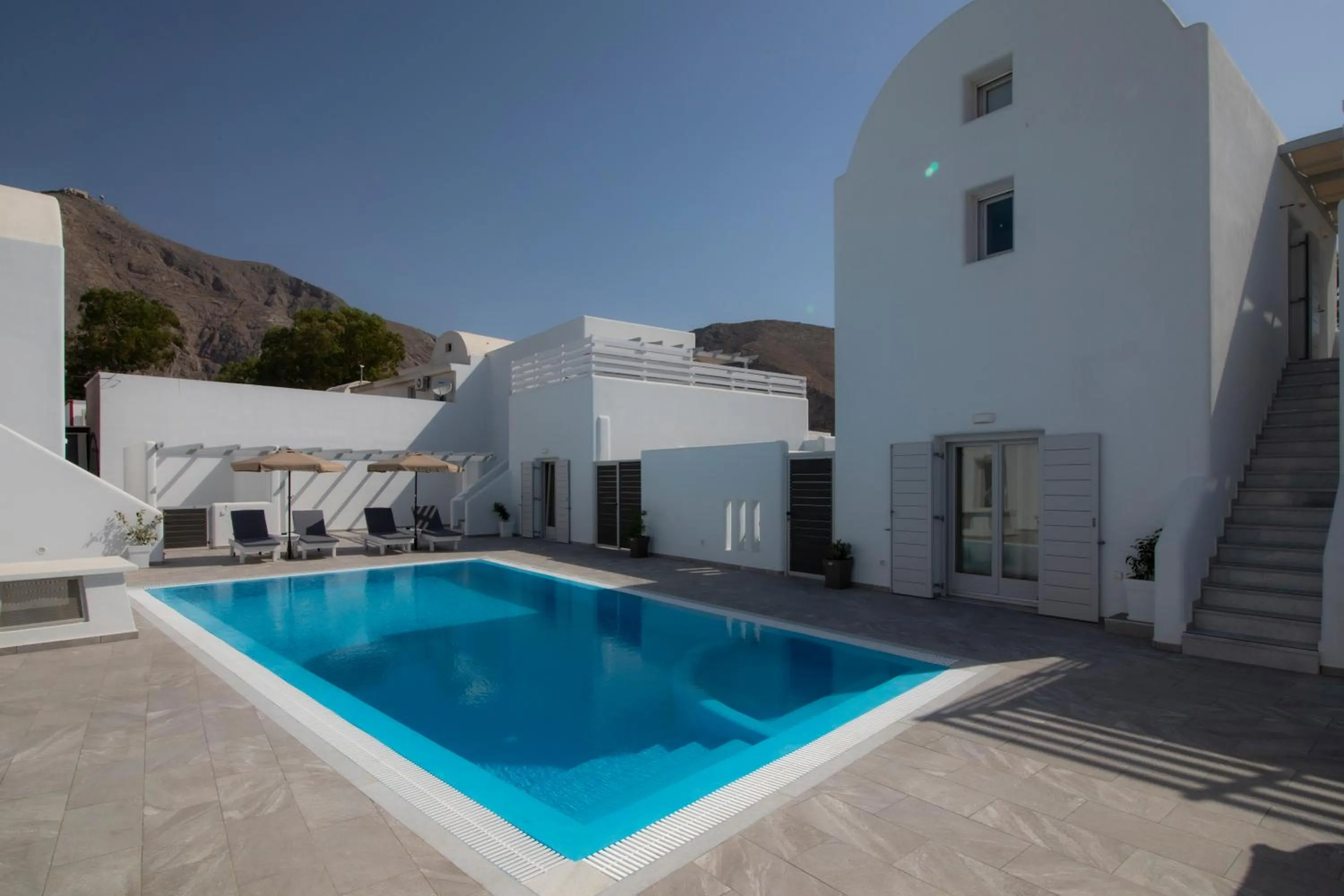 Swimming pool in Petra Aqua Villa