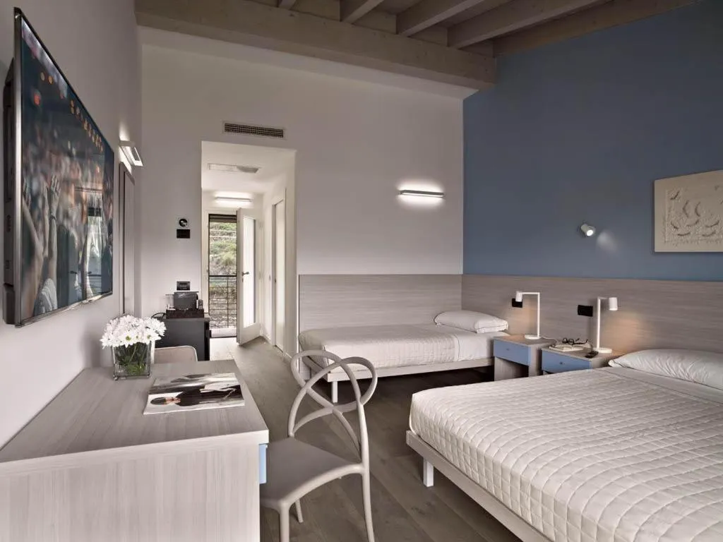 Bed in Residence Caffè Maya