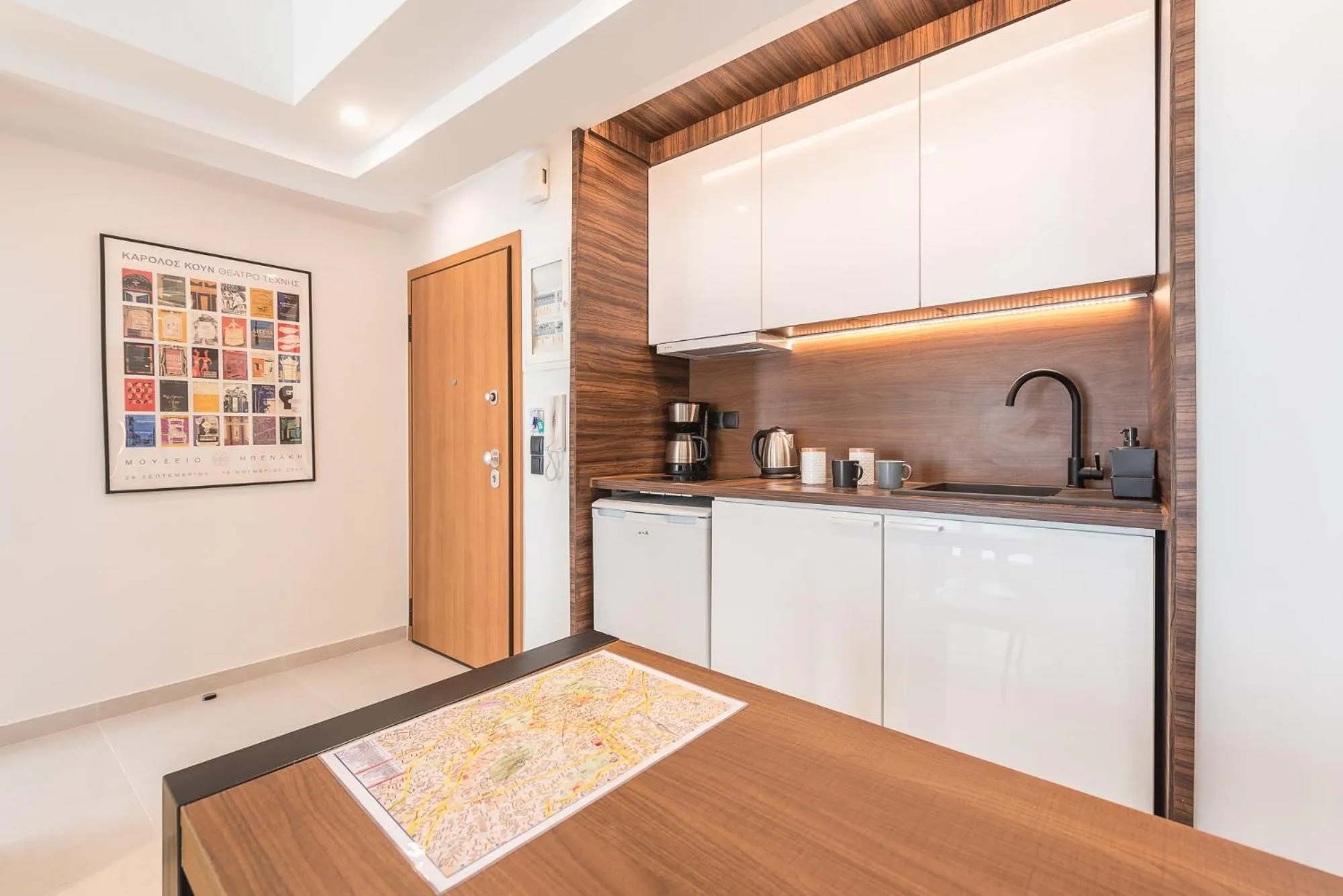 Kitchen or kitchenette in Phaedon, the Terrace Suite Near Acropolis By CloudKeys