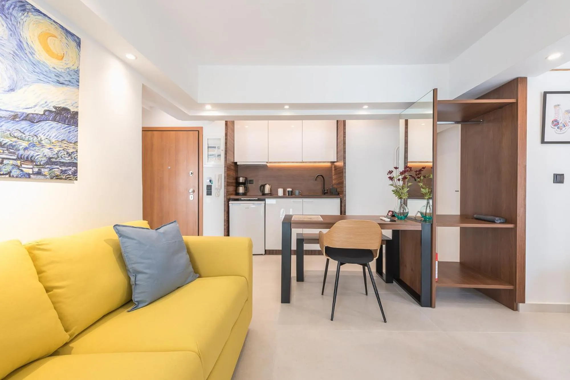 Seating area in Phaedon, the Terrace Suite Near Acropolis By CloudKeys