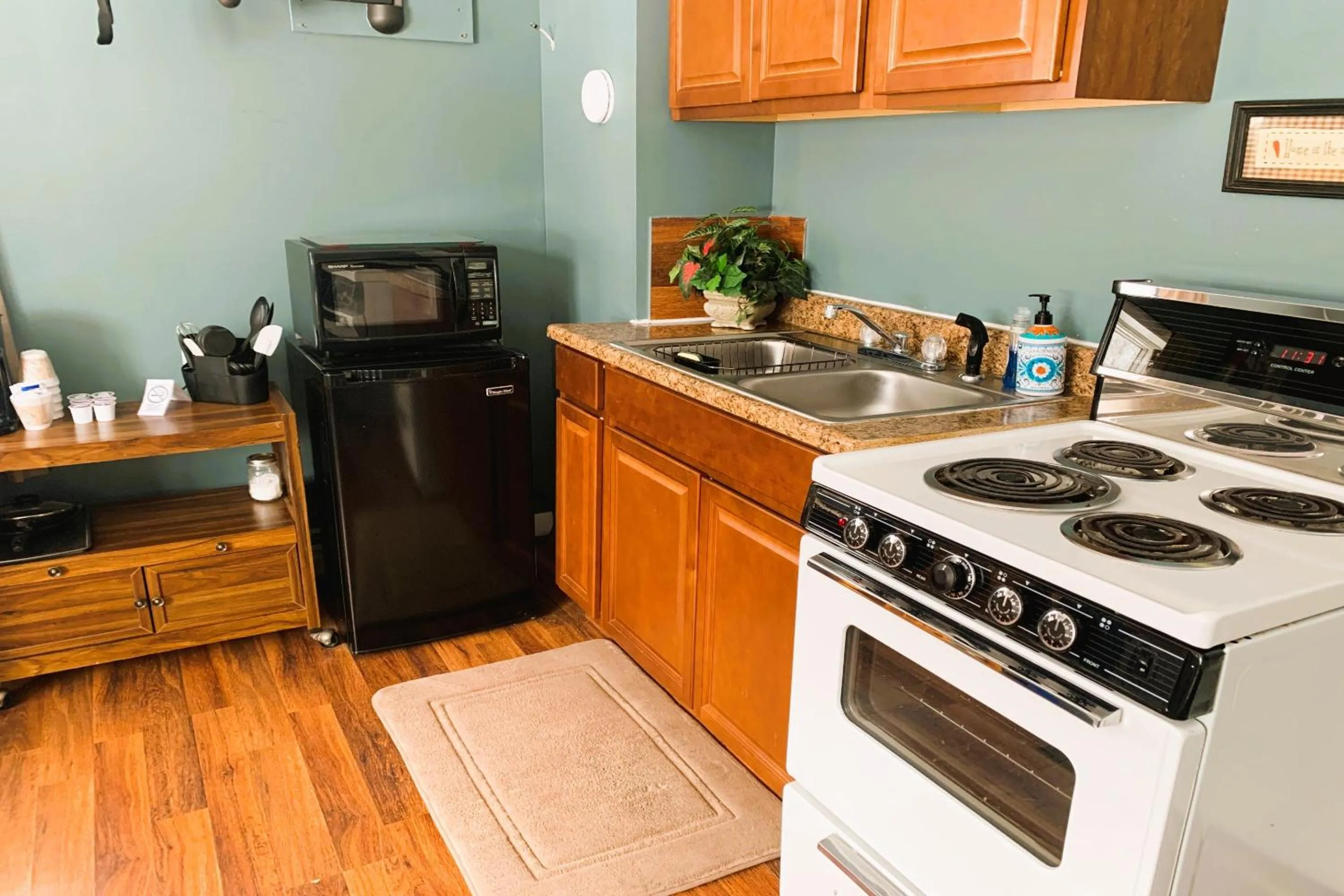 Bedroom in Love Hotels St John River by OYO at Fort Kent ME