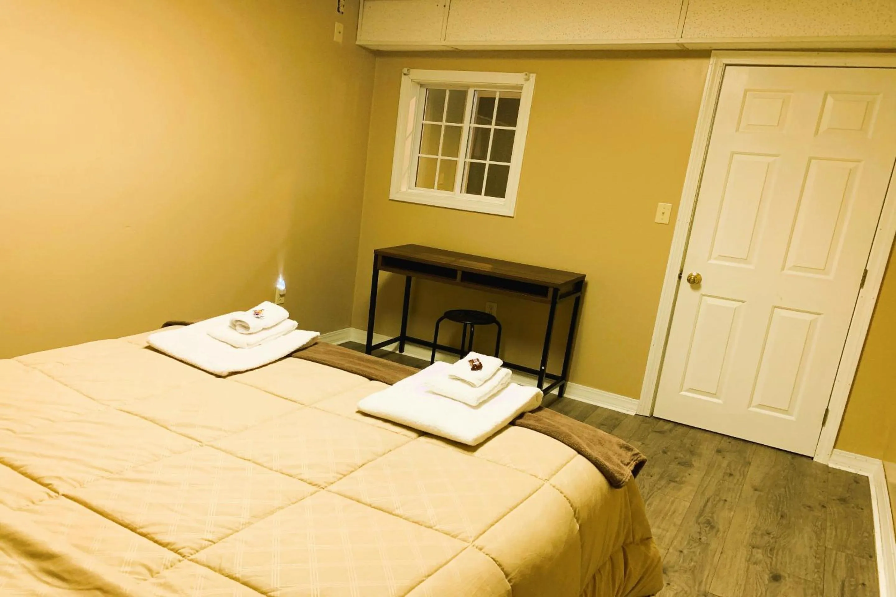 Bedroom, Bed in Love Hotels St John River by OYO at Fort Kent ME