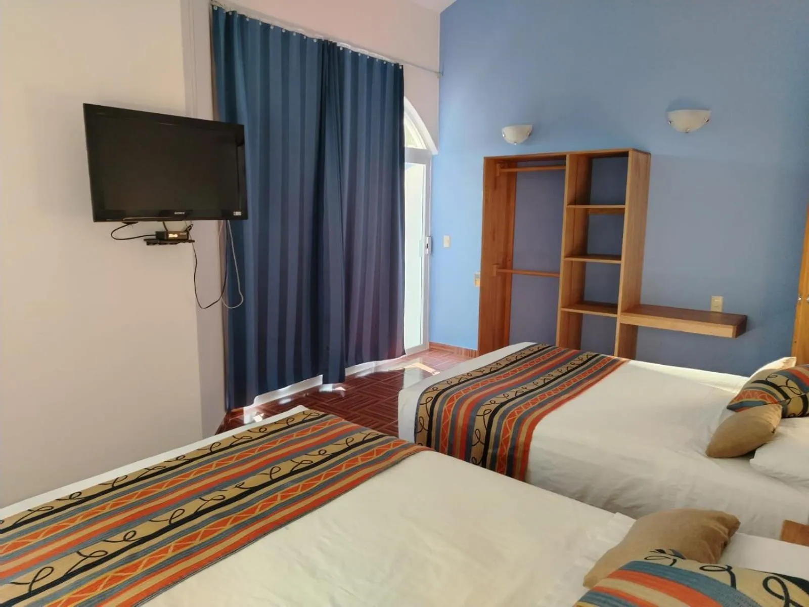 Bed in Hotel Mexico Lindo