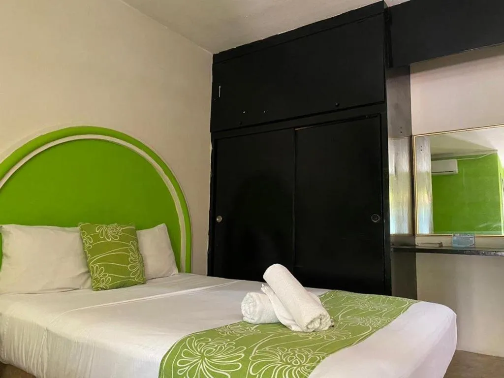 Bedroom, Bed in HC International by R&T