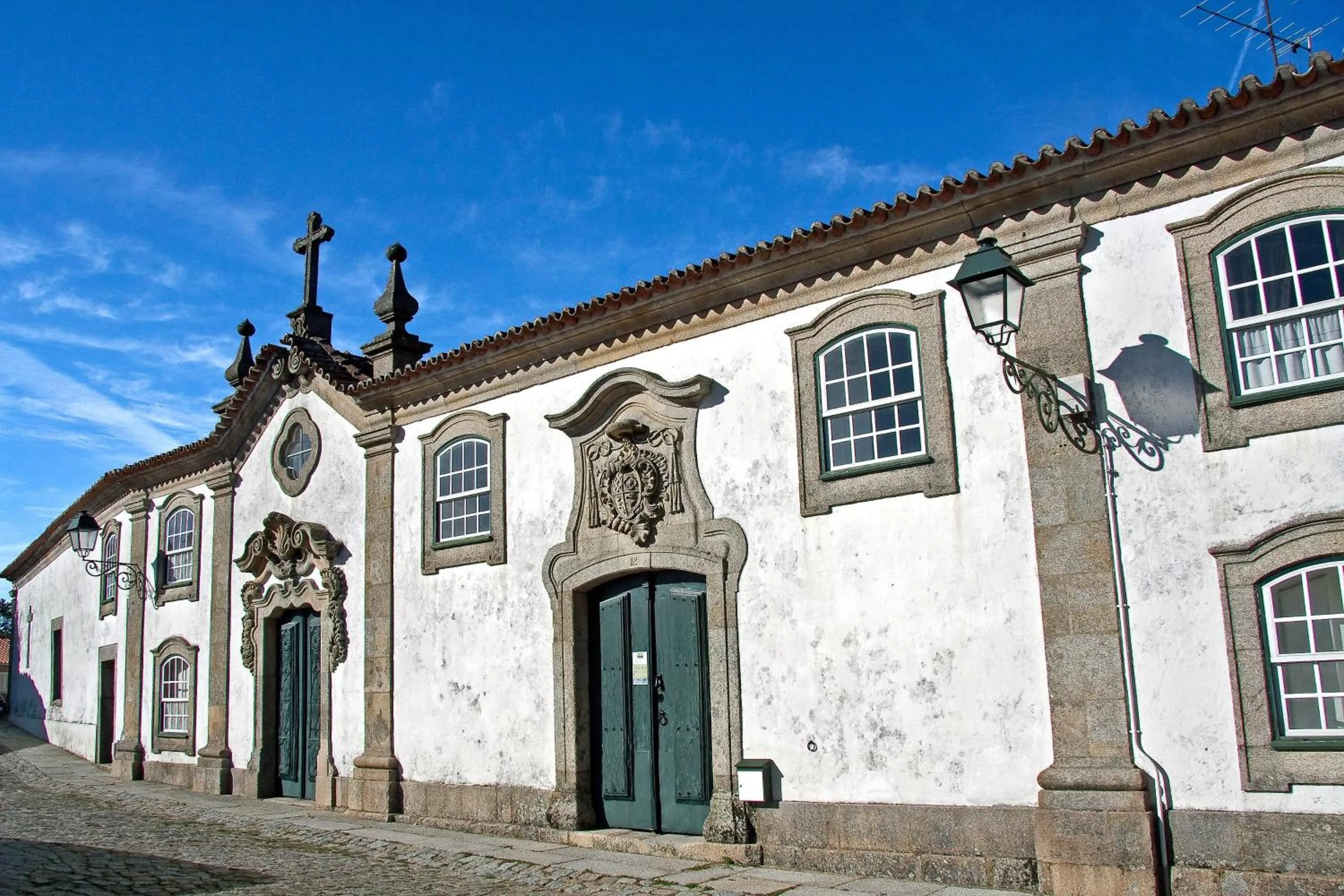 Property building in Solar dos Carvalhos