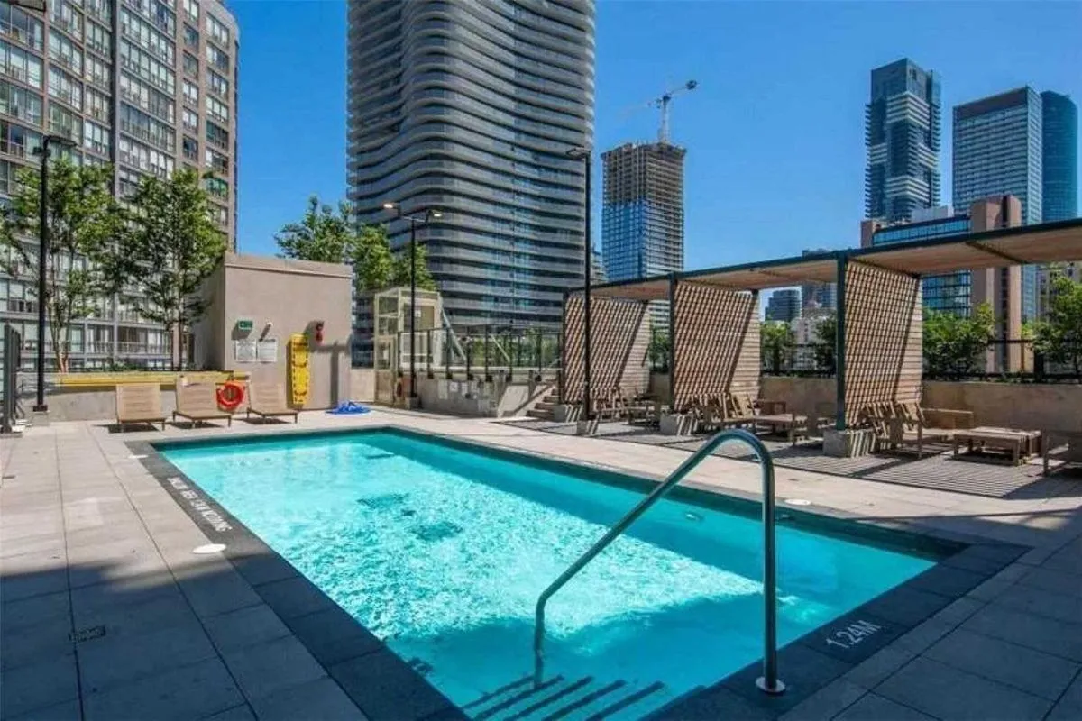 Stylish Downtown Toronto Residential Hotel