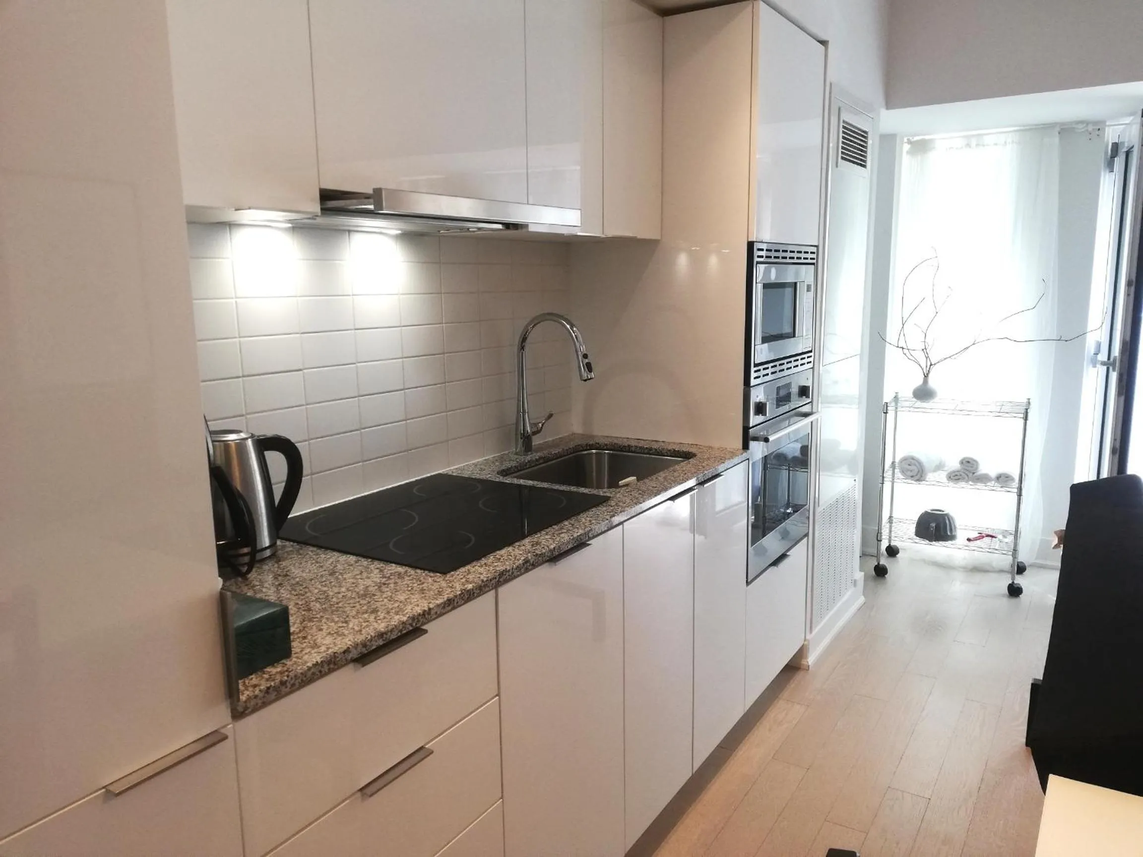 Stylish Downtown Toronto Residential Hotel