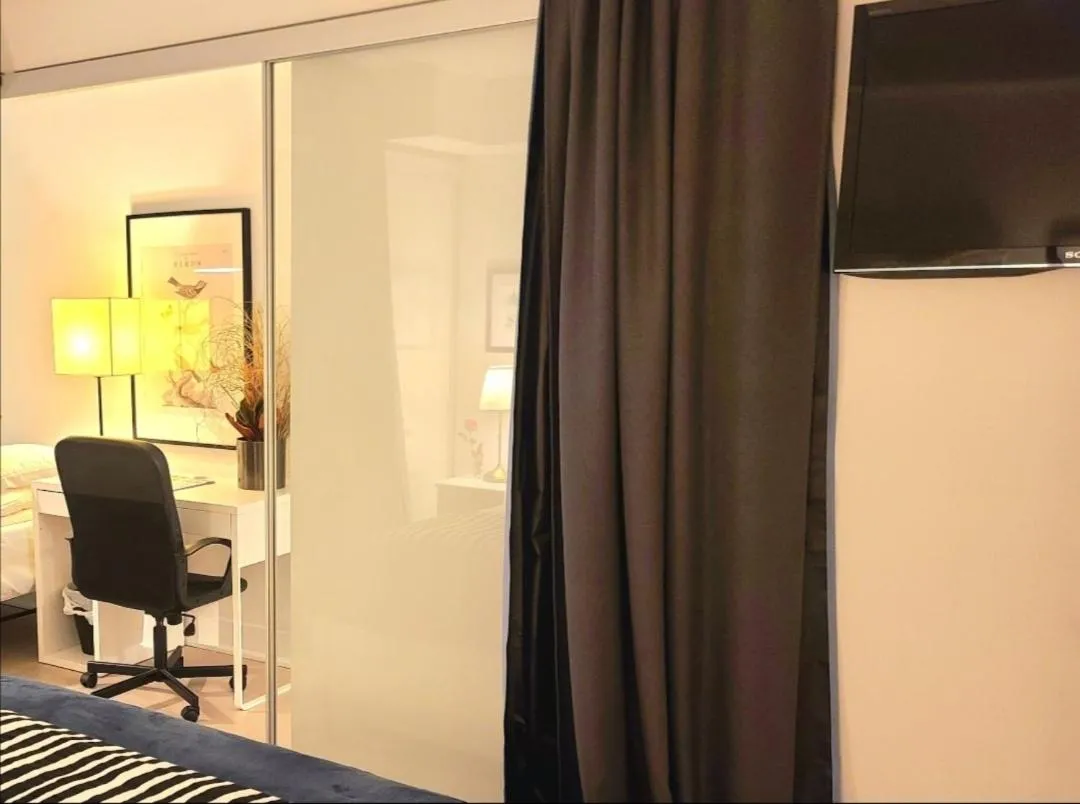 Stylish Downtown Toronto Residential Hotel