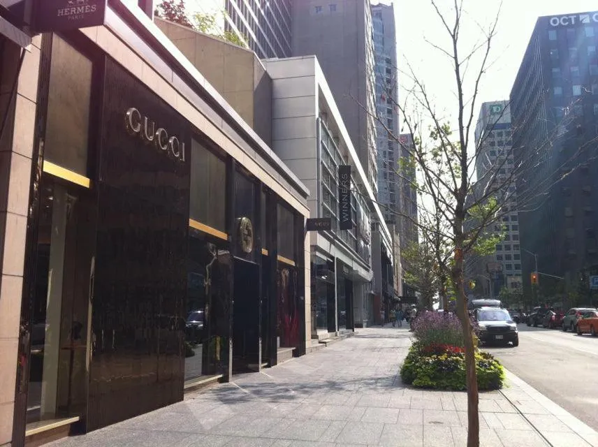 Stylish Downtown Toronto Residential Hotel