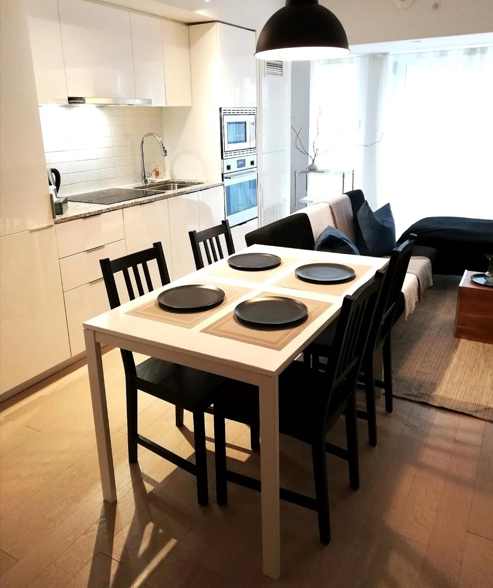 Stylish Downtown Toronto Residential Hotel