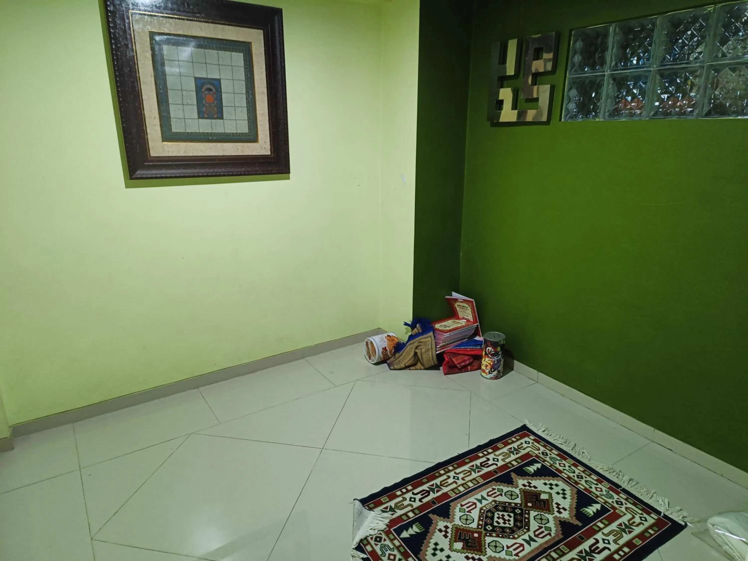 Balqies Homestay Syariah Makassar Mitra RedDoorz