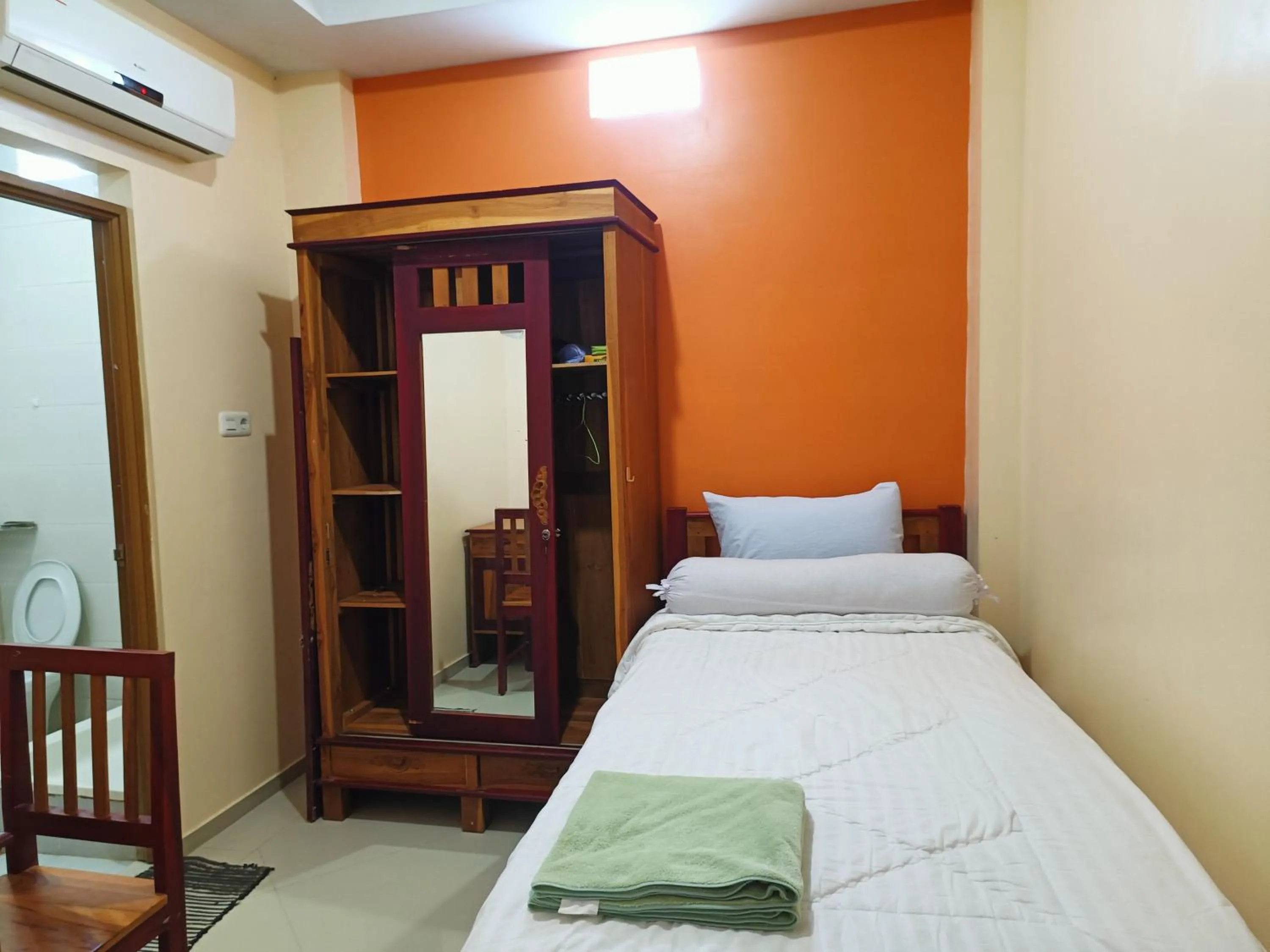 Bed in Balqies Homestay Syariah Makassar Mitra RedDoorz