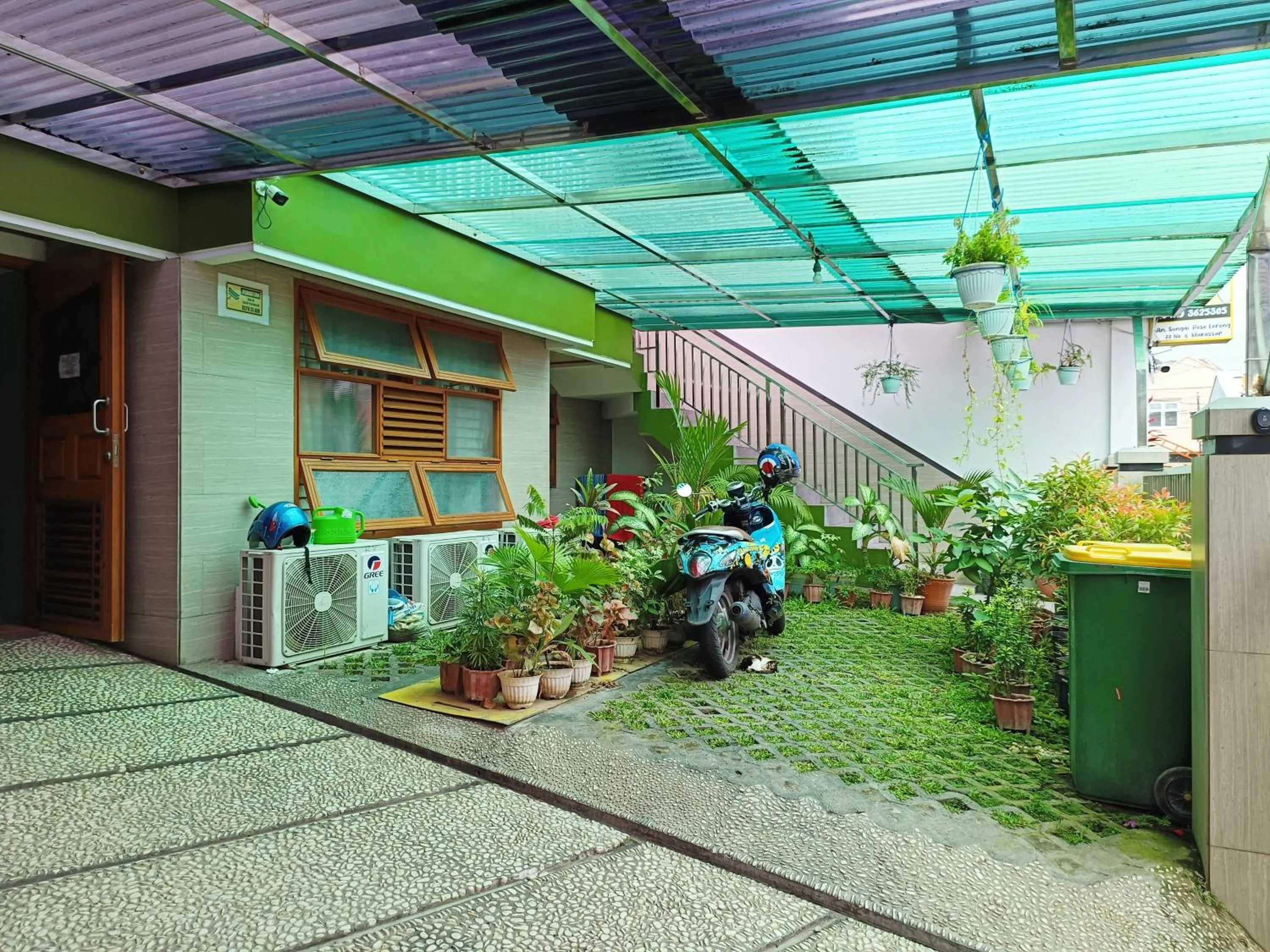 Balqies Homestay Syariah Makassar Mitra RedDoorz