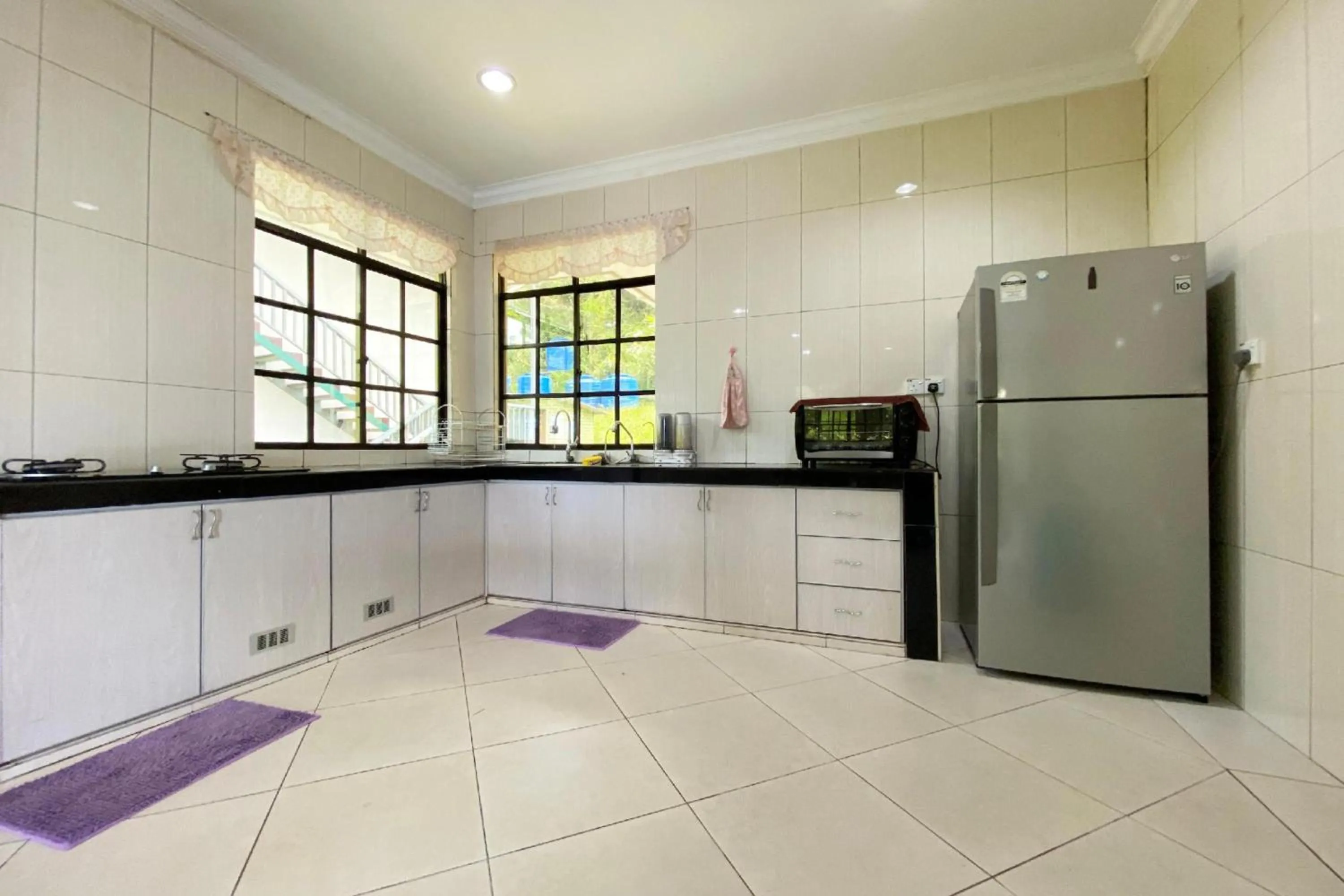 Lobby or reception in Hotel O Tambunan Nature Lodge