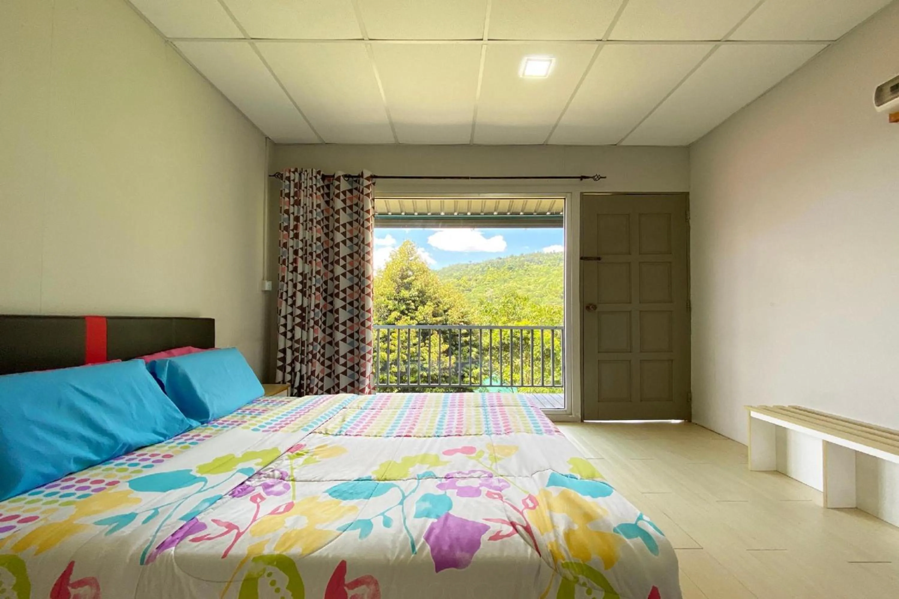 View (from property/room), Bed in Hotel O Tambunan Nature Lodge