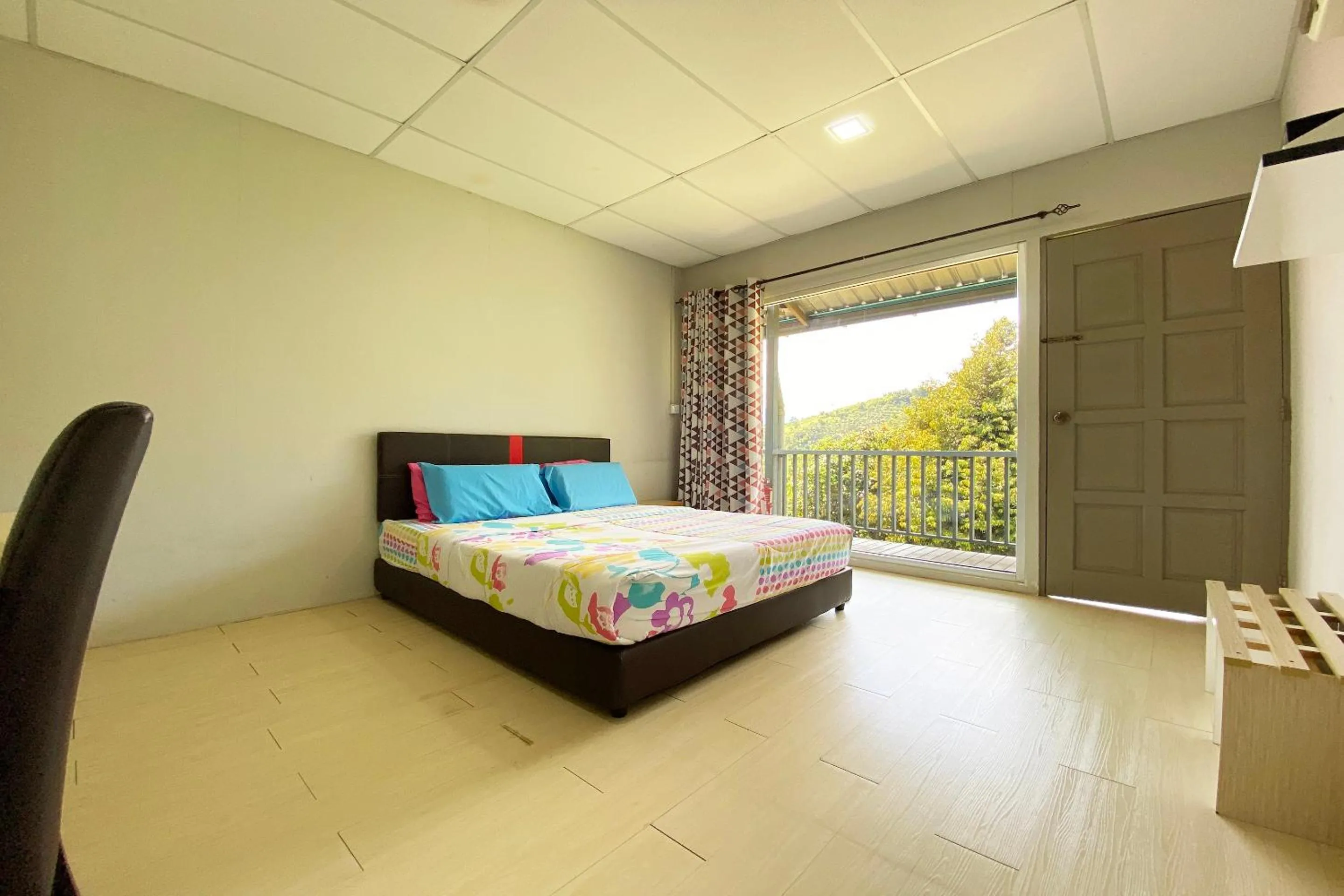 Balcony/Terrace, Bed in Hotel O Tambunan Nature Lodge