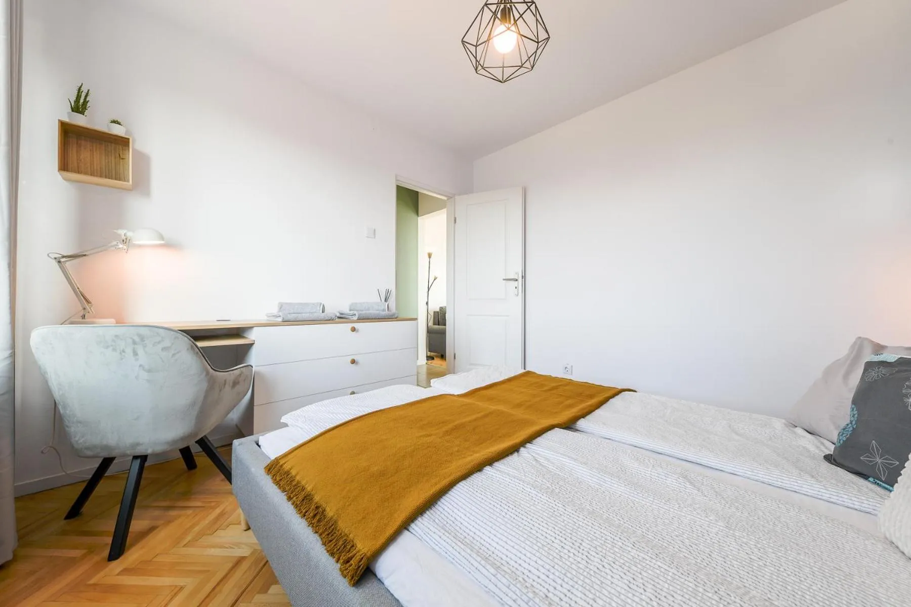 Bed in The Nest 1 - Spectacular View Over The City