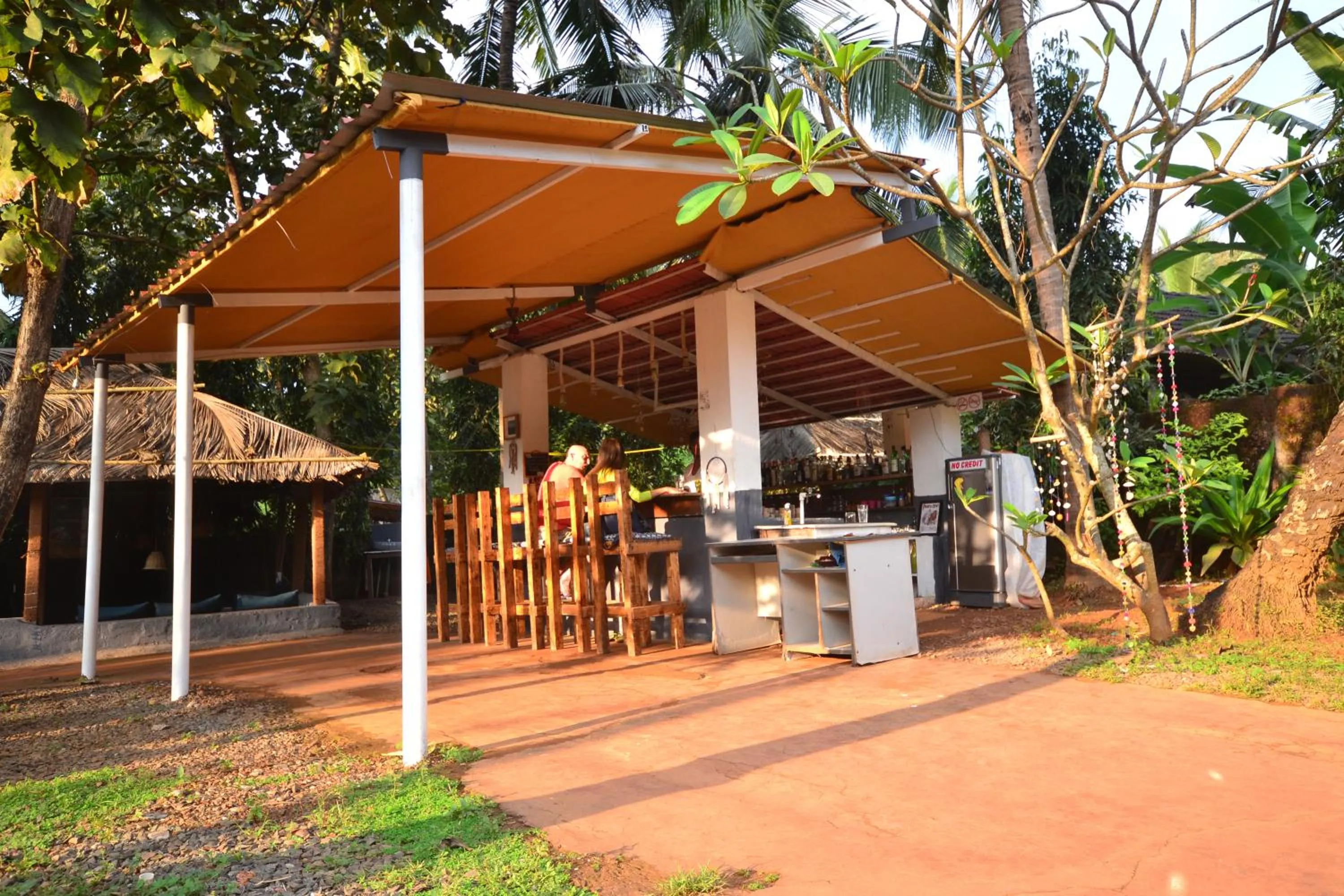 Restaurant/places to eat in Piccolo Dreams