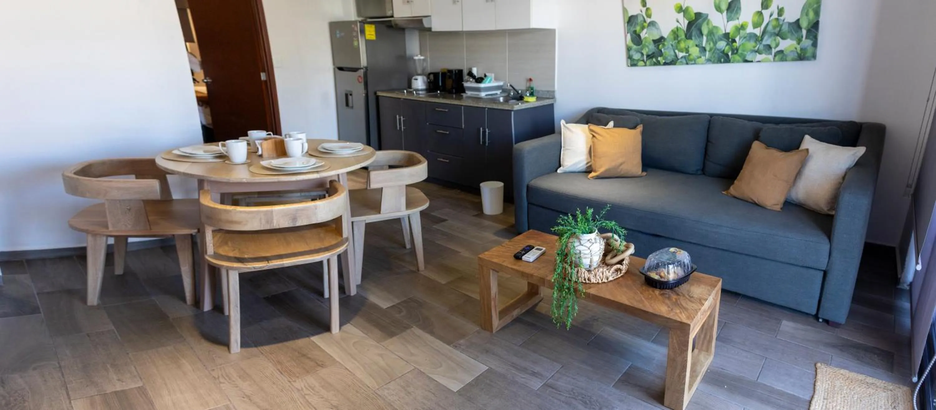 Living room in HotelZone L17 Beach Access