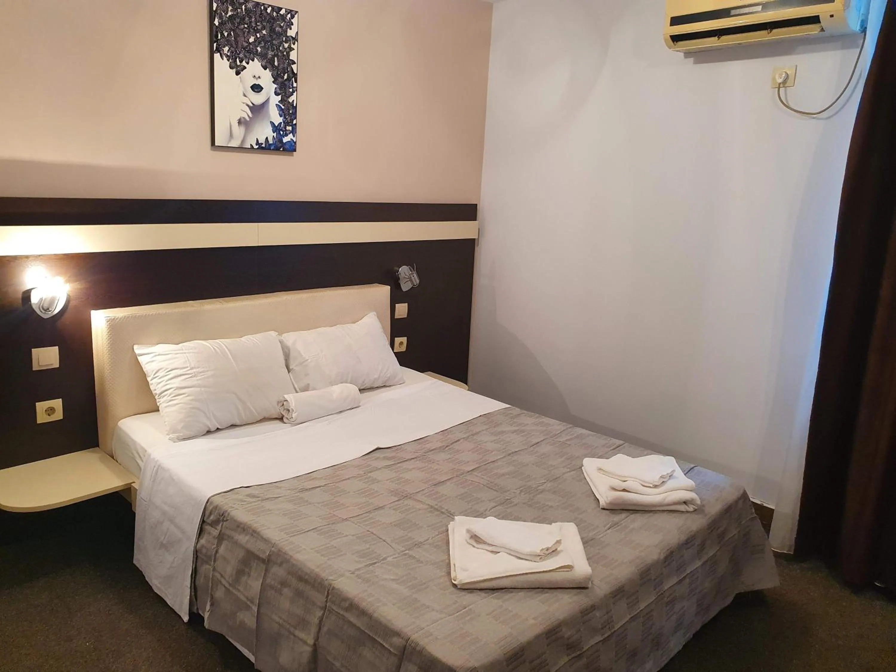 Bed in Хотел Европа