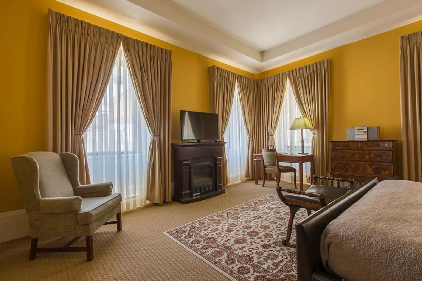 Bedroom, Bed in LHotel