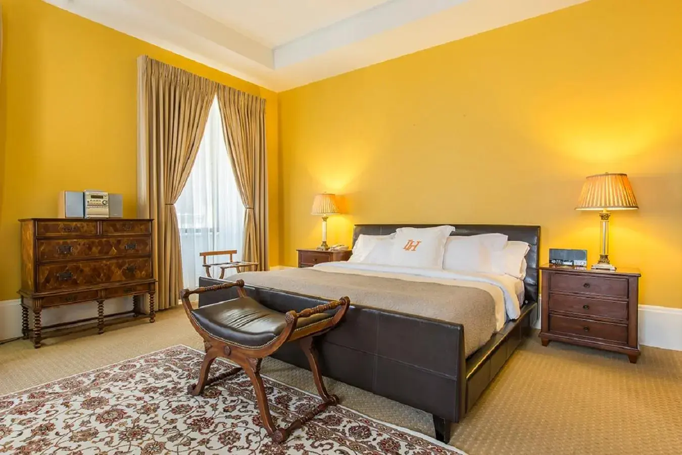 Bedroom, Bed in LHotel Bedroom, Bed in LHotel