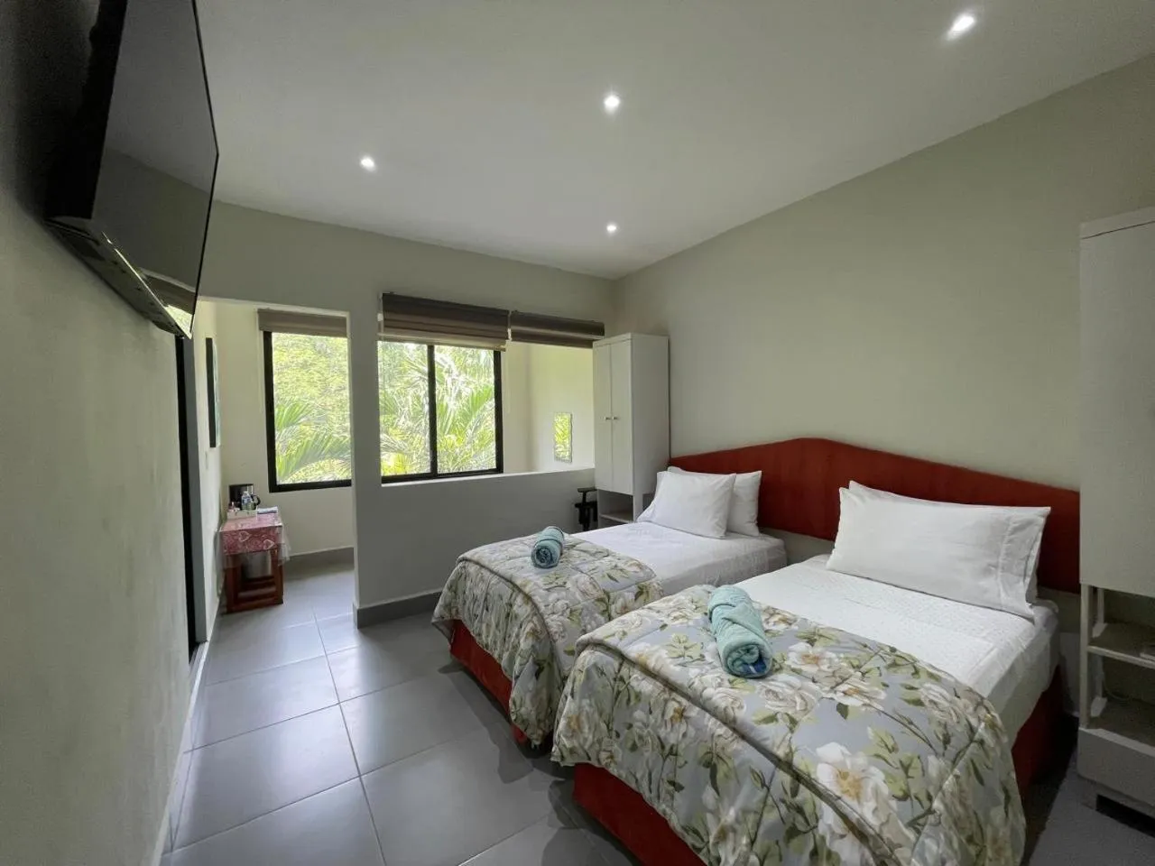 Photo of the whole room, Bed in The Blue Eco Lodge