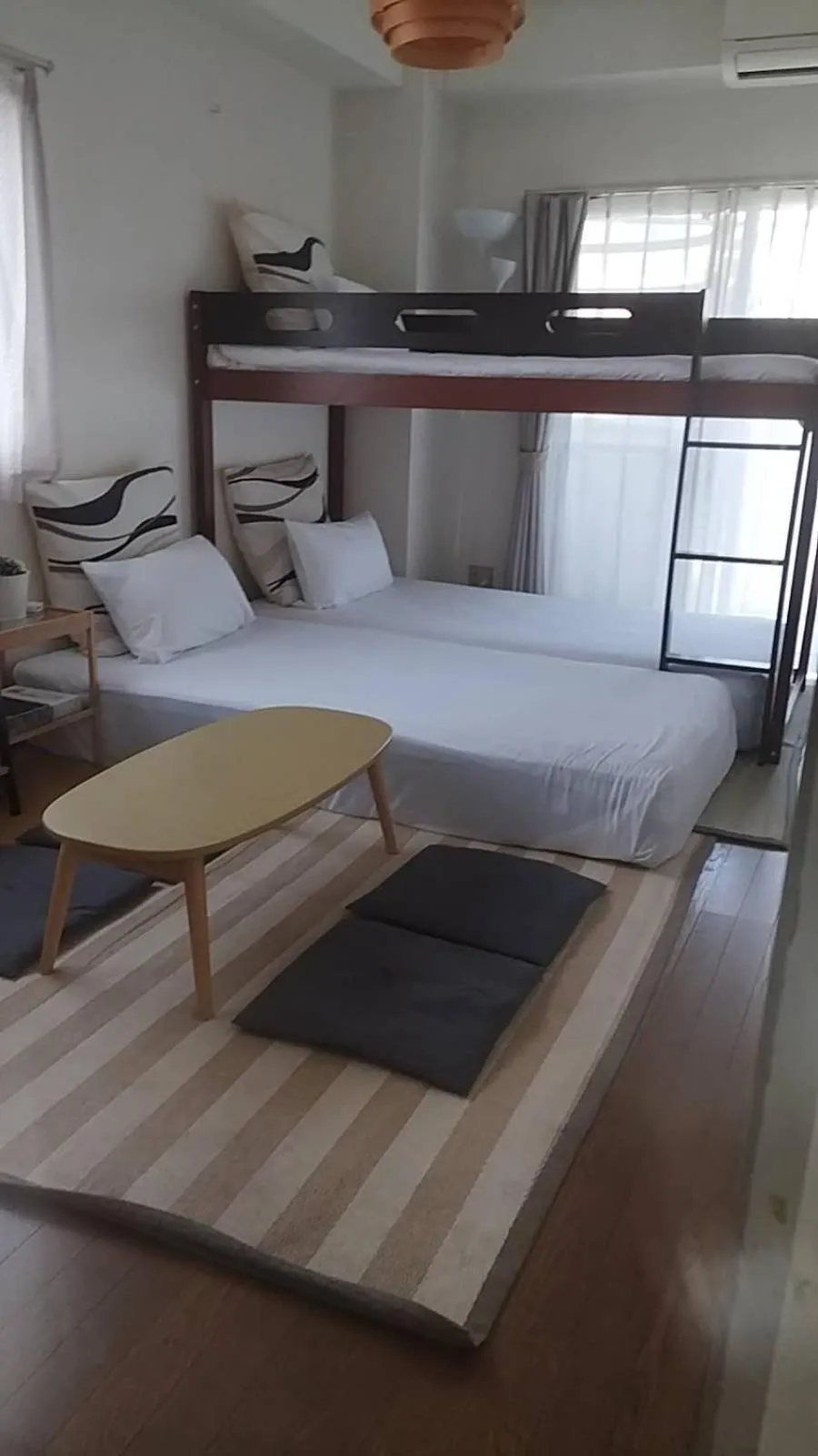 Bed in Uhome Ueno Hotel