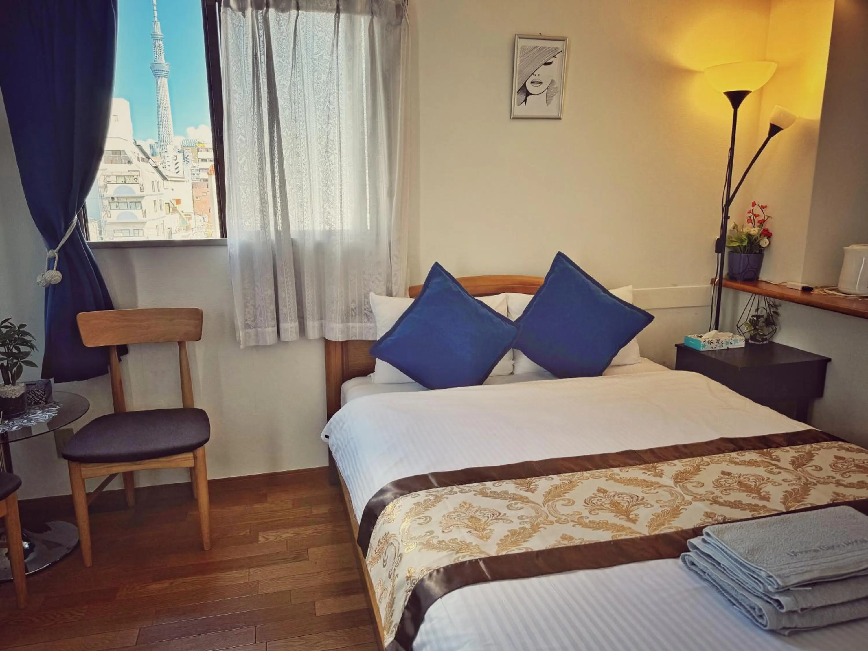 Bed in Uhome Ueno Hotel