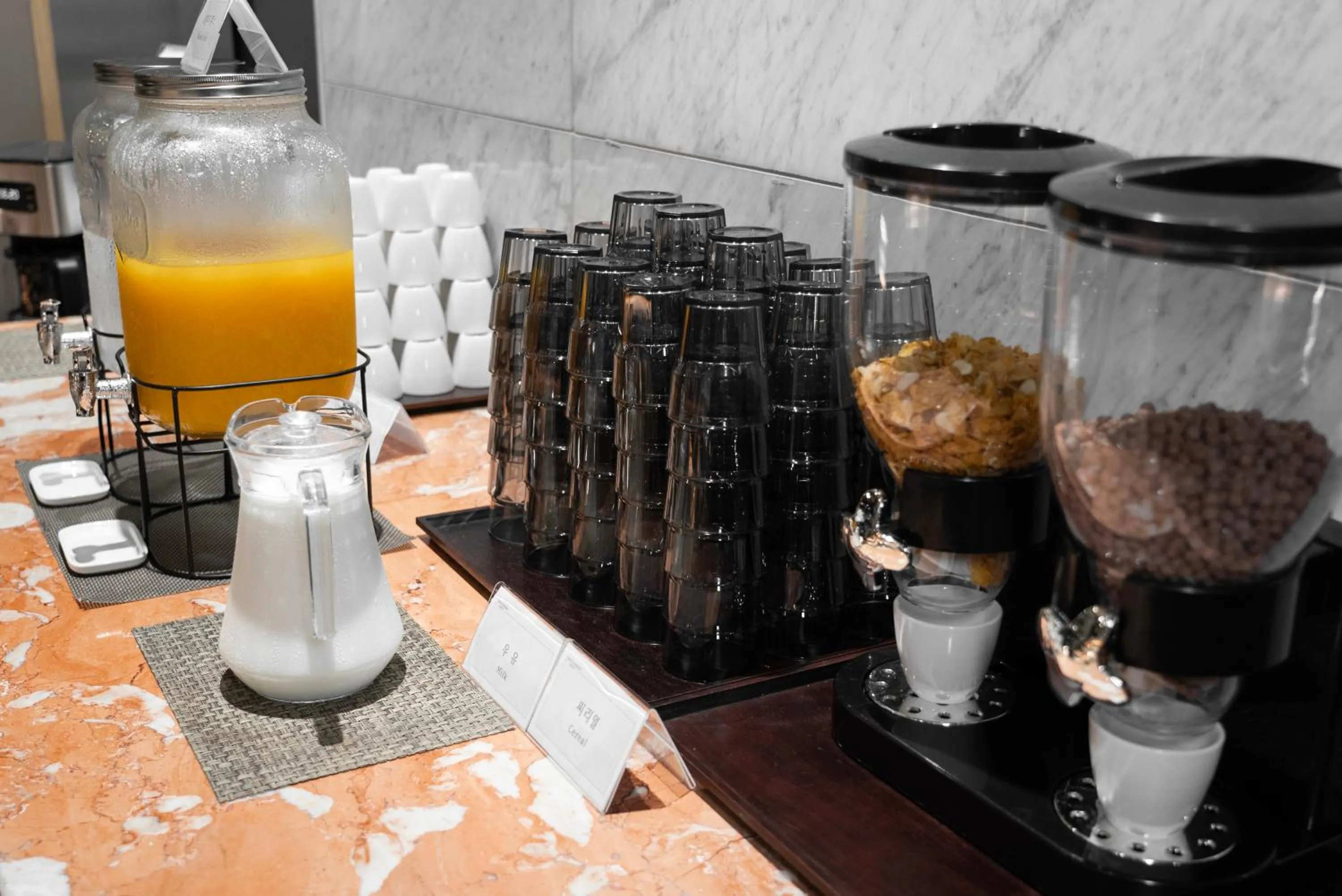 Breakfast in Northharbor Hotel