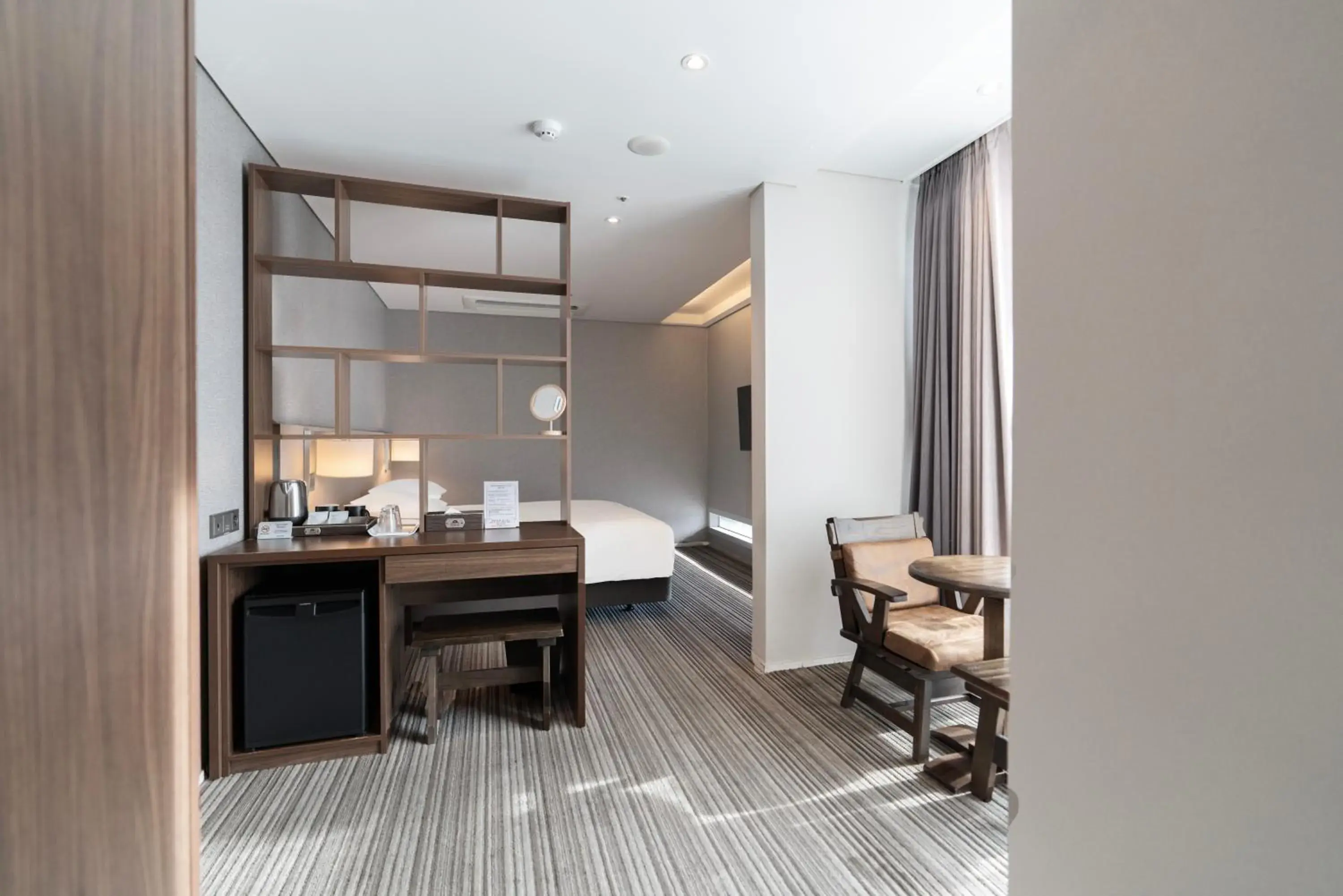 Deluxe Double Room with Harbor View in Northharbor Hotel Deluxe Double Room with Harbor View in Northharbor Hotel