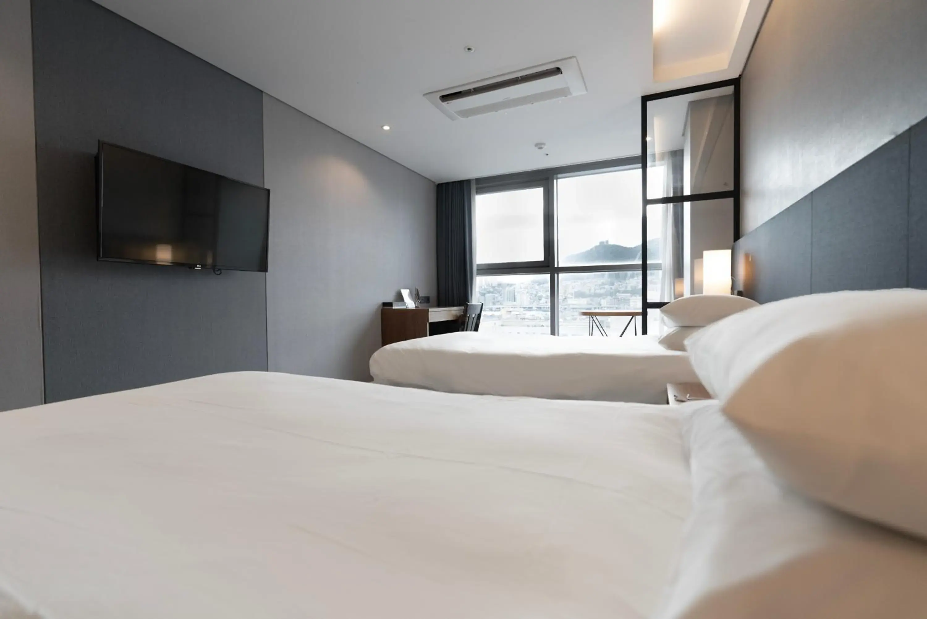 Bed in Northharbor Hotel Bed in Northharbor Hotel