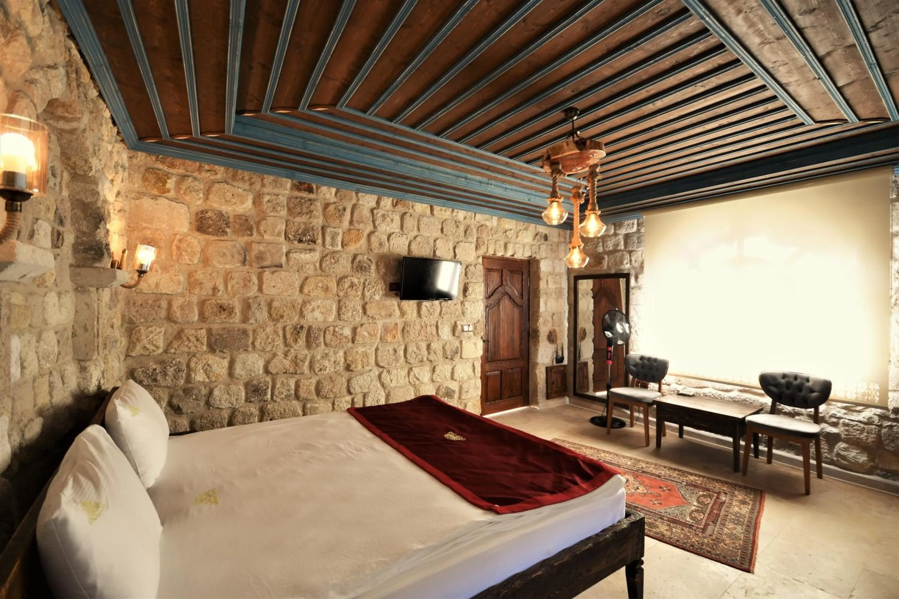 Photo of the whole room, Bed in Under Cave Cappadocia