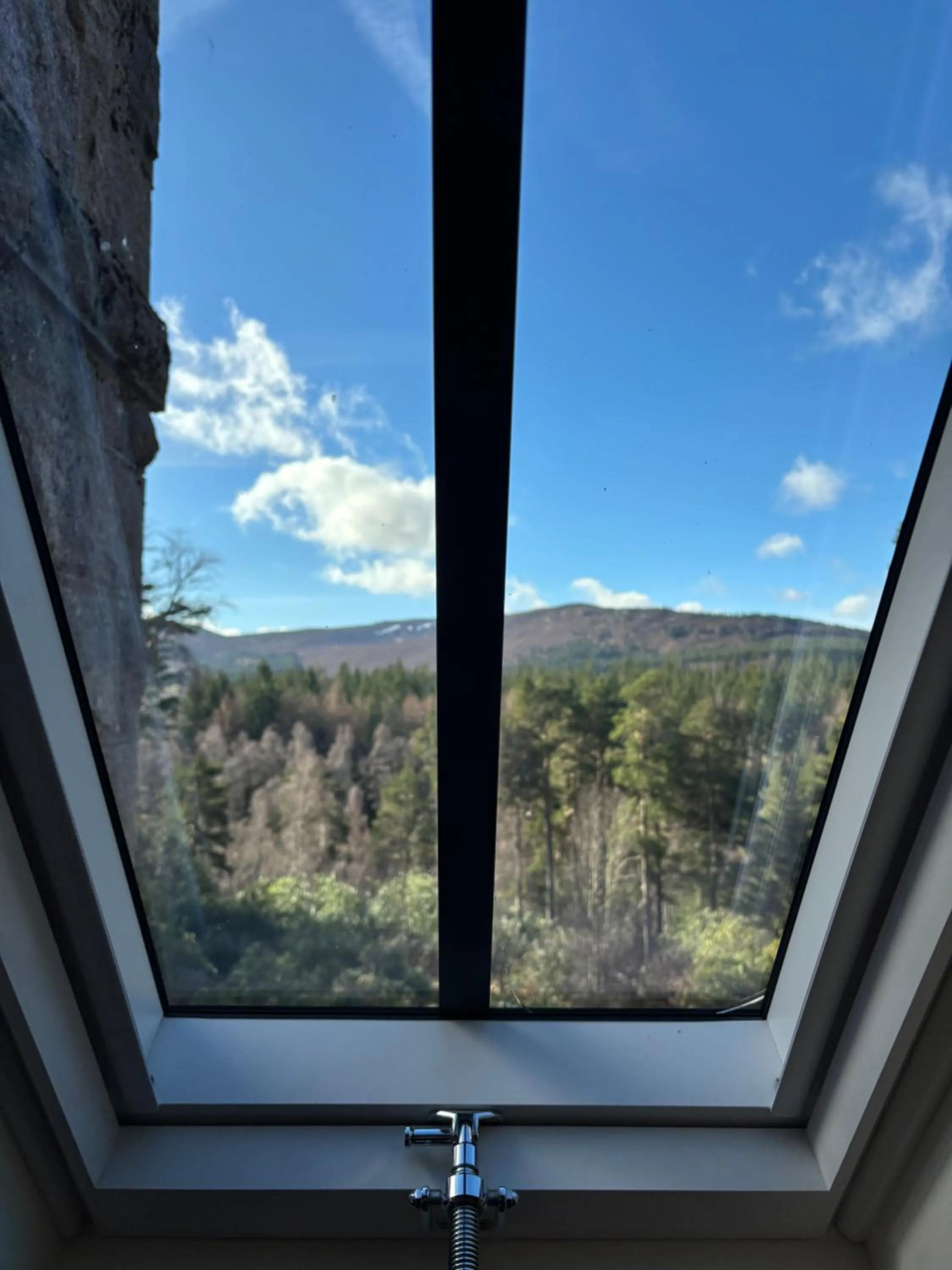 Cambus O' May Traditional Highland Hotel