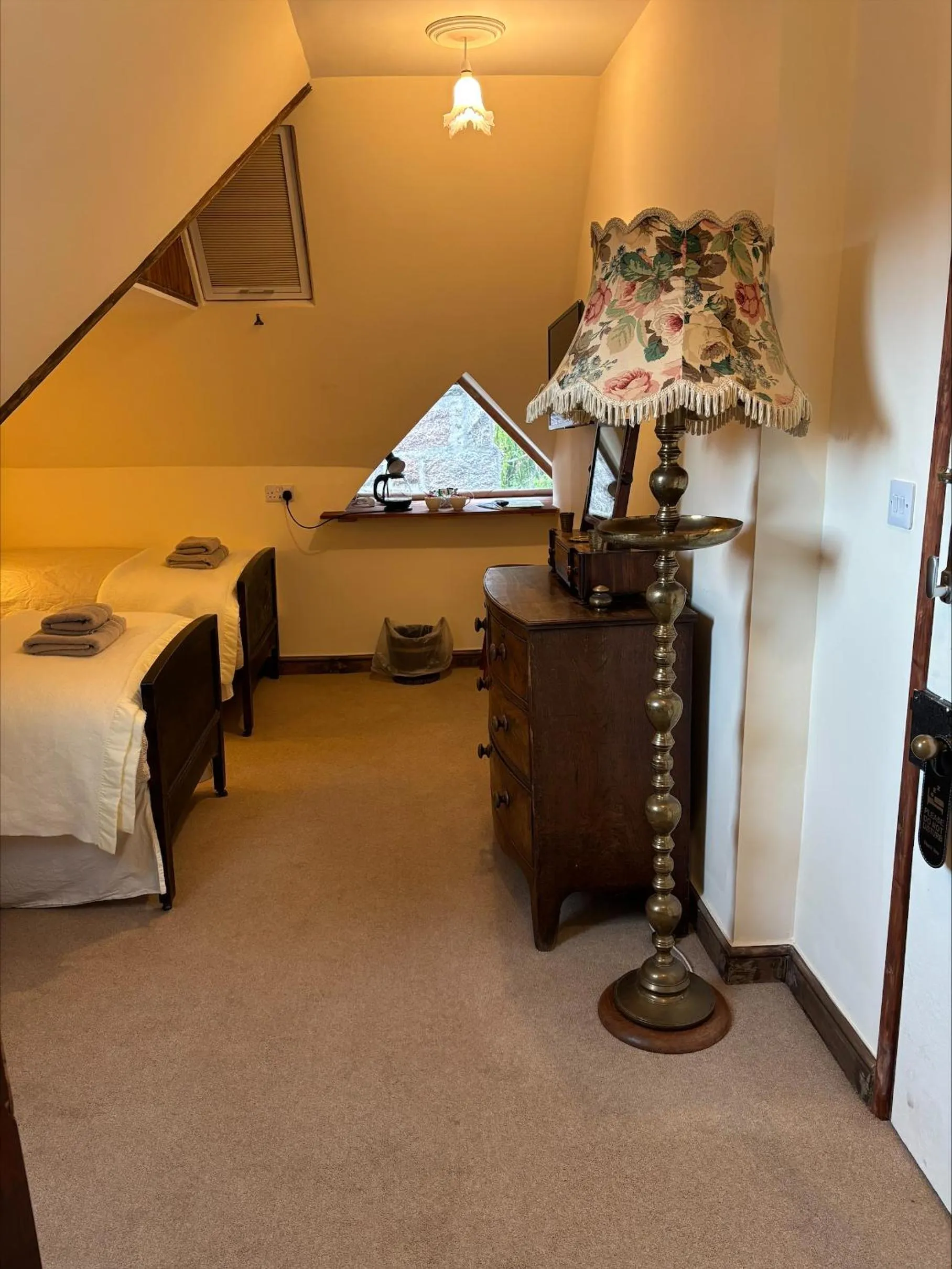 Bed in Cambus O' May Traditional Highland Hotel