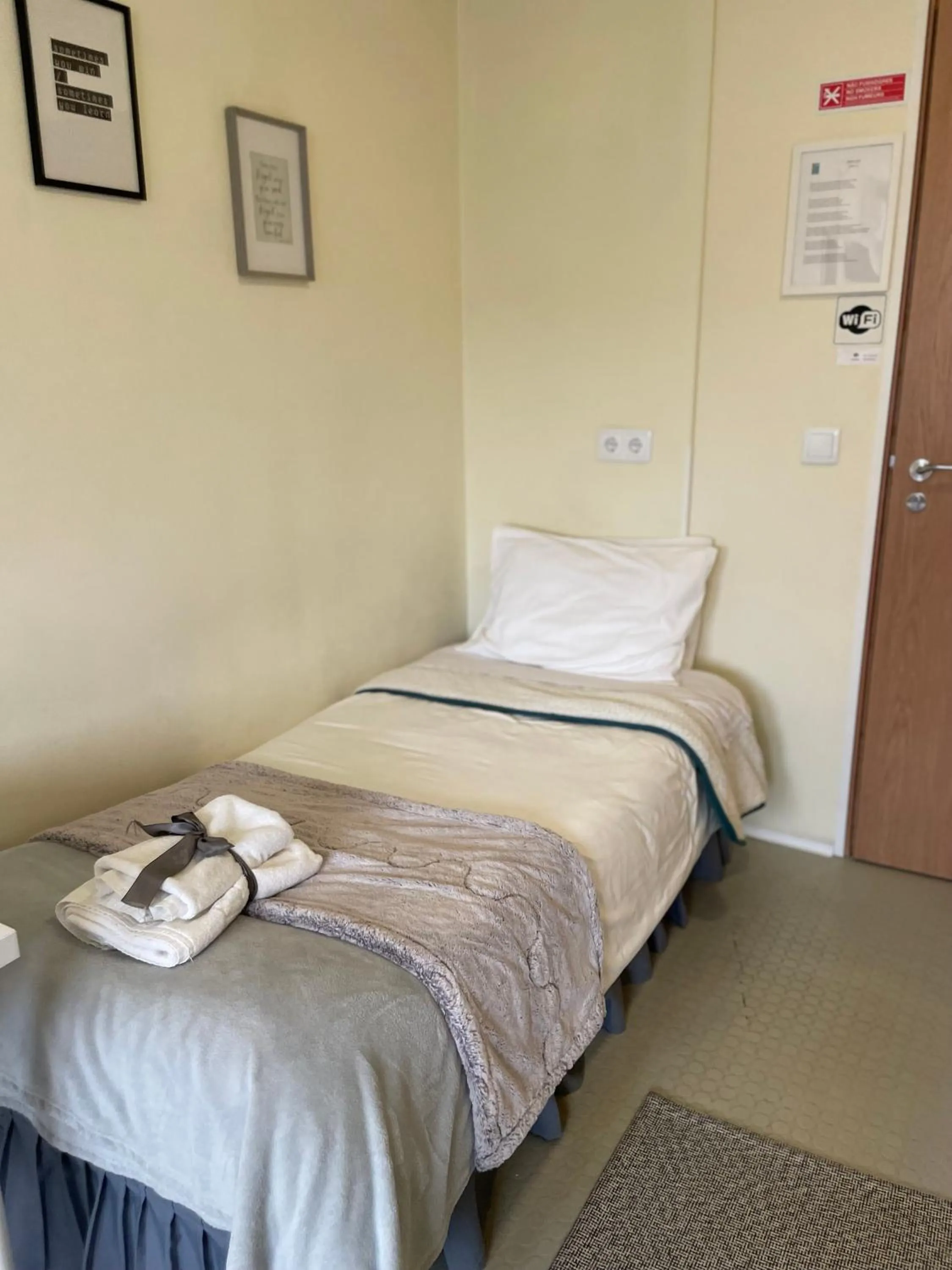 Bed in Liber Guest House