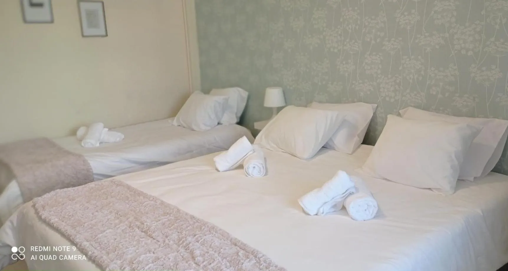 Bedroom, Bed in Liber Guest House