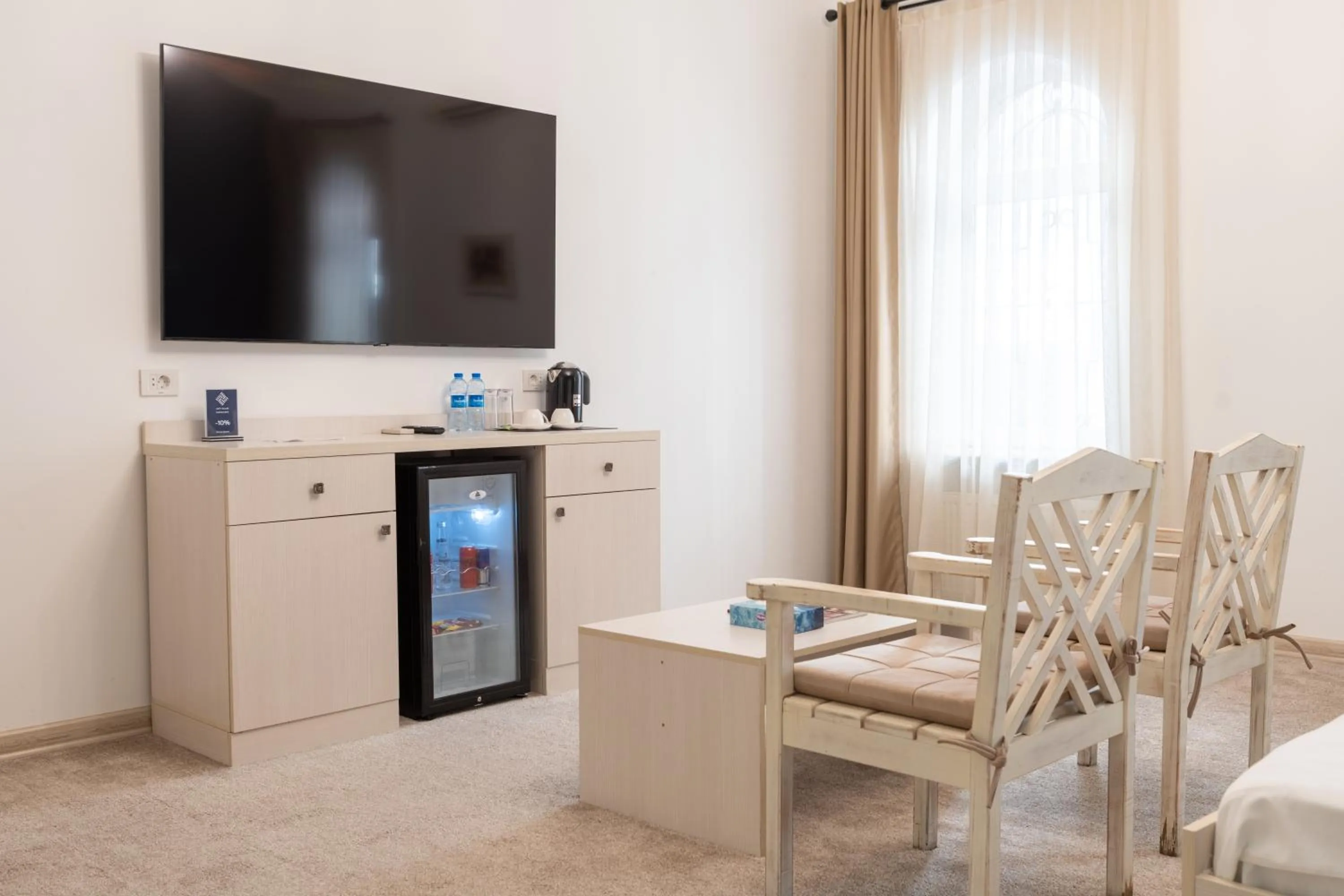 TV and multimedia in Art Club