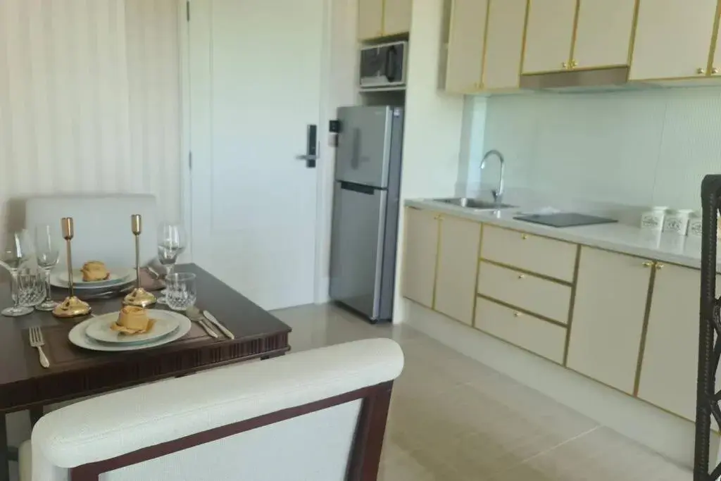 One-Bedroom Apartment in Grand florida Seaview-1BR-Step to jomtien beach One-Bedroom Apartment in Grand florida Seaview-1BR-Step to jomtien beach