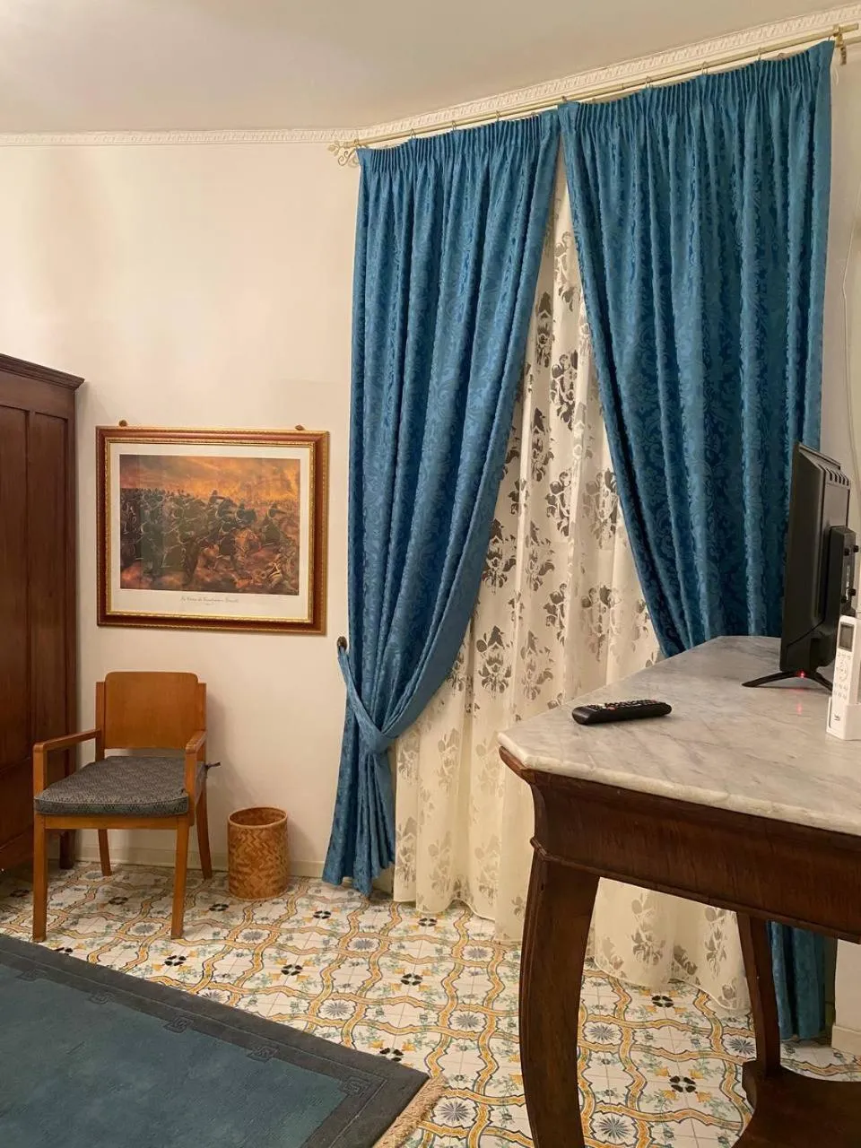 Bed, Seating Area in BLUE SEA