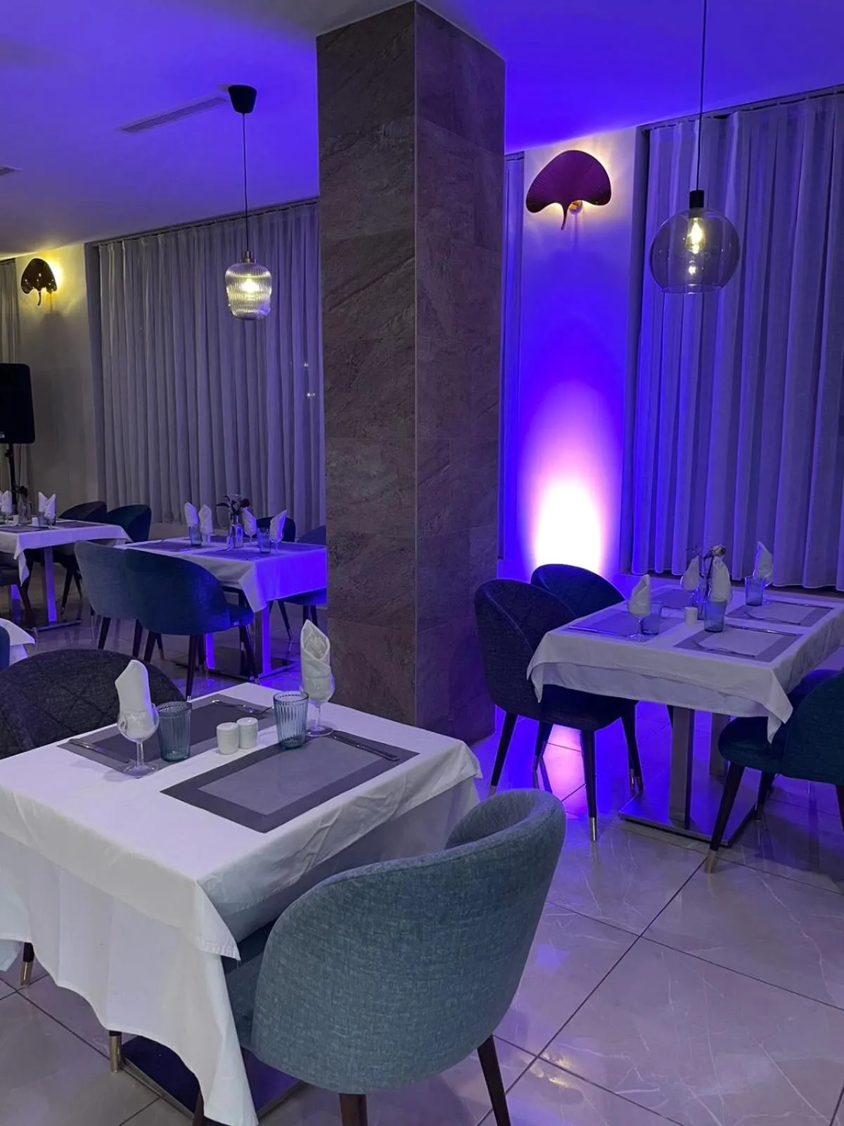 Restaurant/places to eat in Appart Hôtel Ryadi