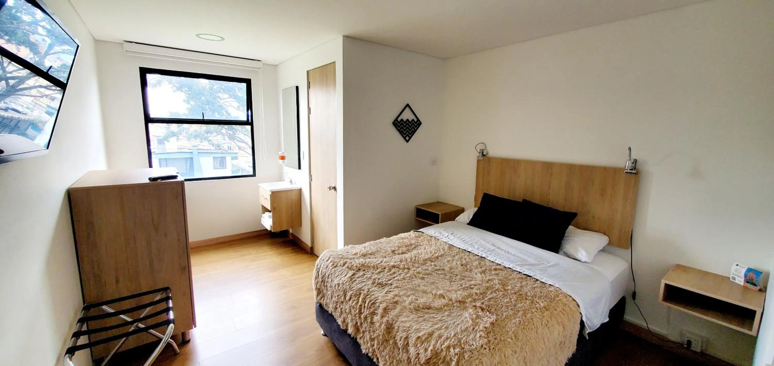 Bed in Normandía Tower