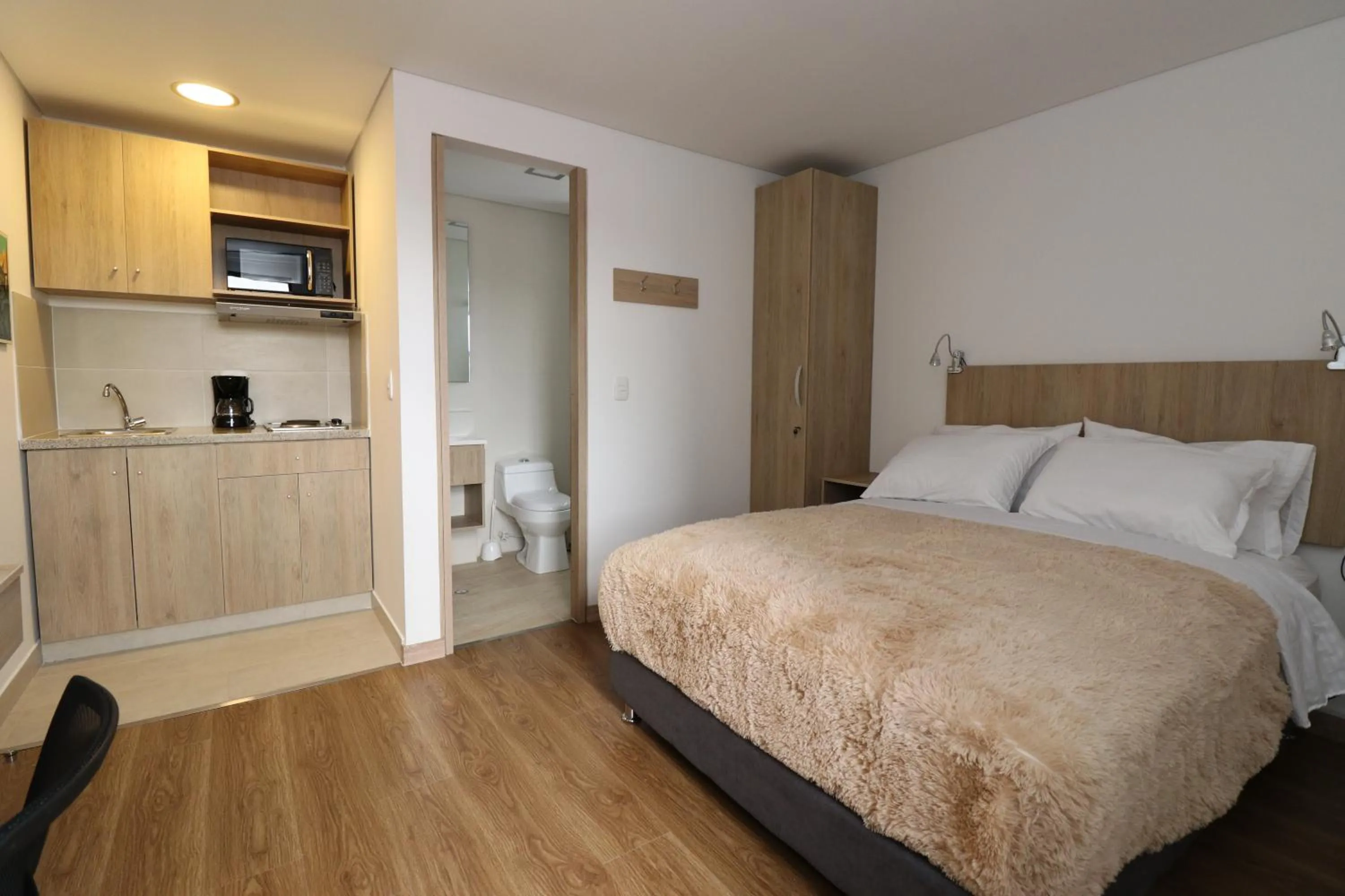 TV and multimedia, Bed in Normandía Tower