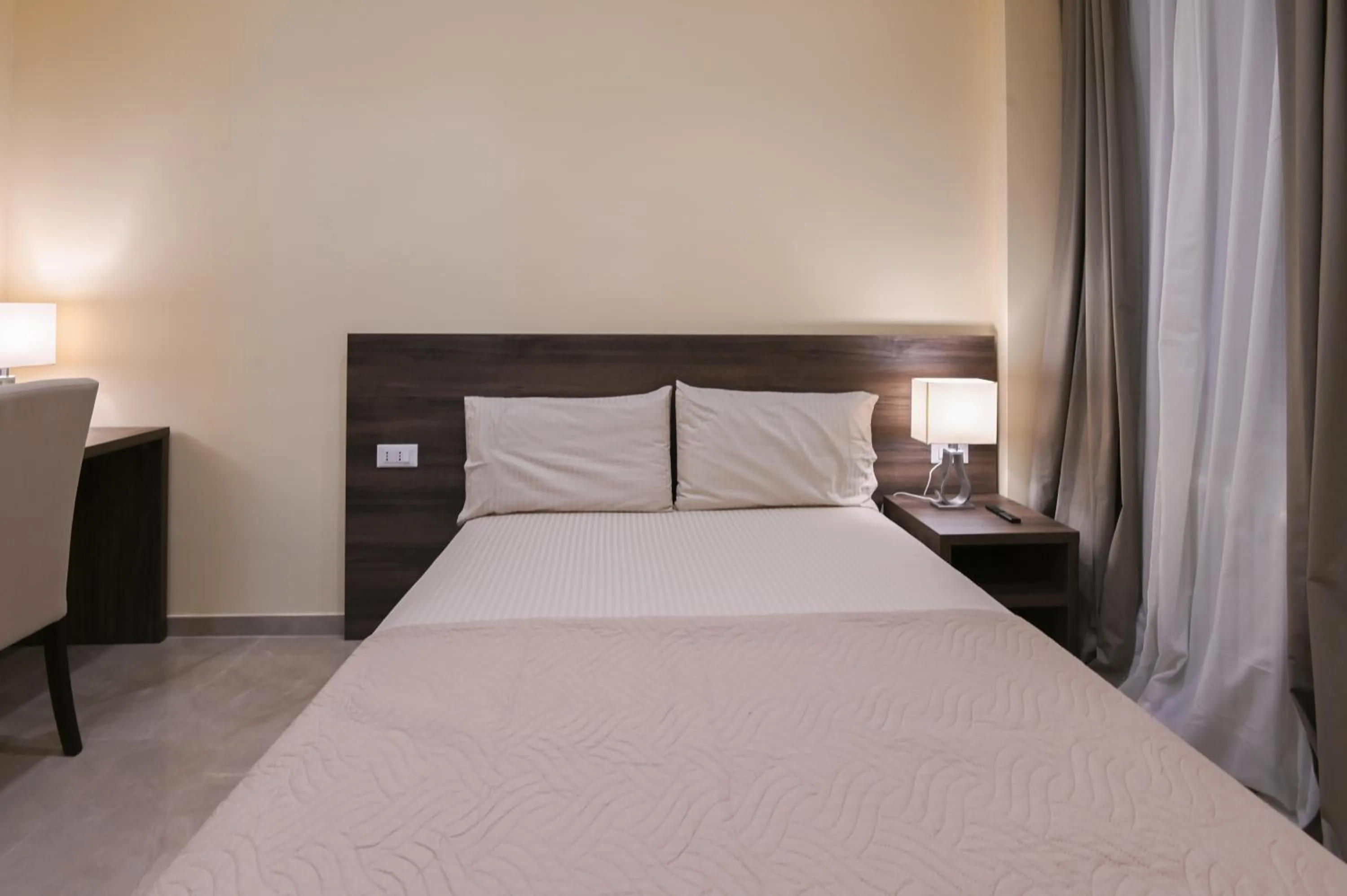 Bed in ADRIA Luxury Residence - Centro Trieste