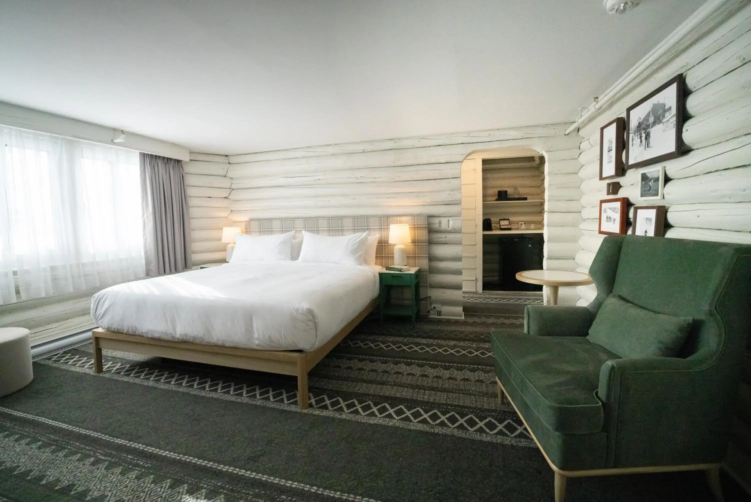 Bedroom, Bed in Mont Gabriel, Sainte-Adèle, a Tribute Portfolio Resort Bedroom, Bed in Mont Gabriel, Sainte-Adèle, a Tribute Portfolio Resort