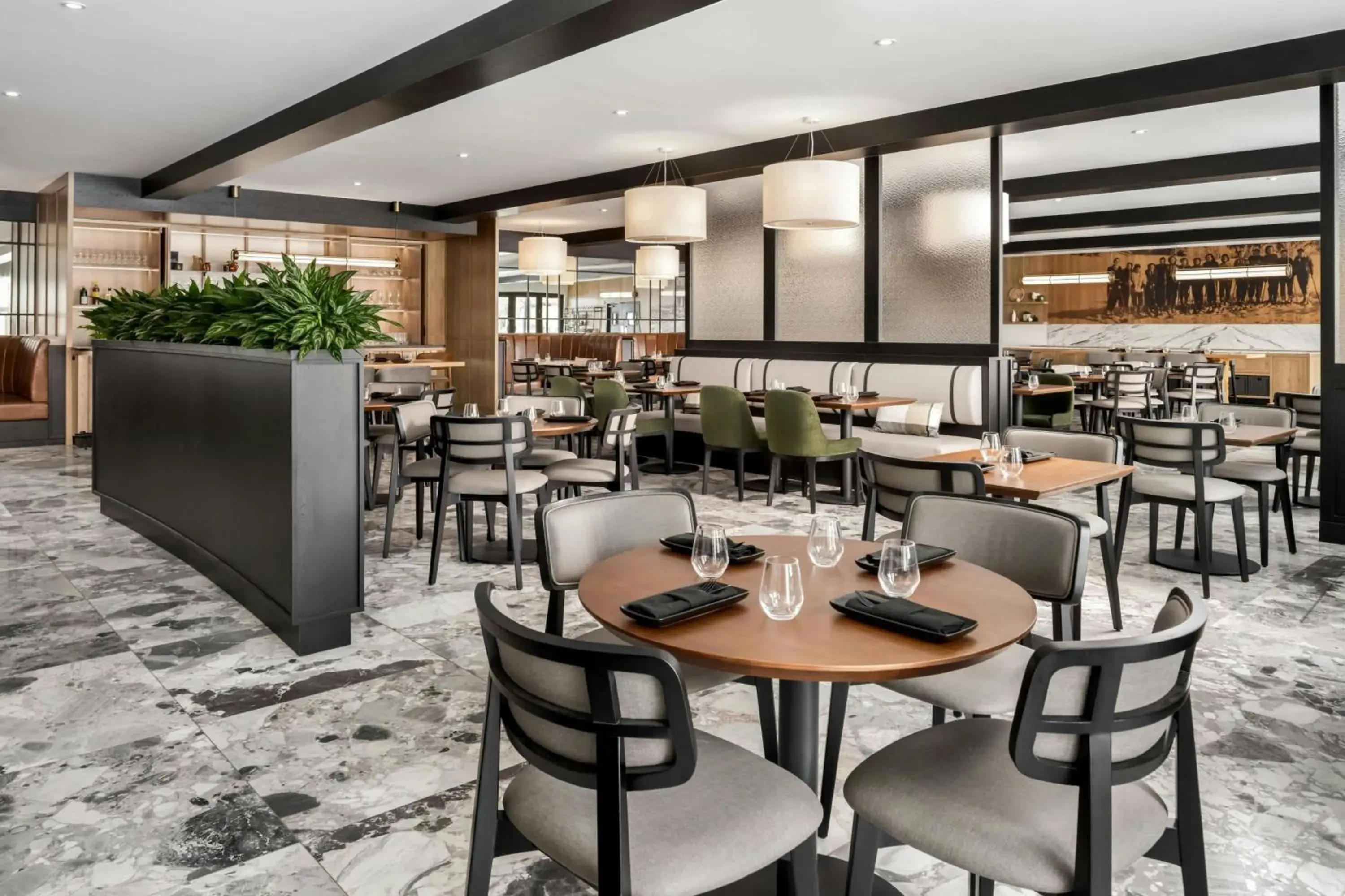 Restaurant/places to eat in Mont Gabriel, Sainte-Adèle, a Tribute Portfolio Resort Restaurant/places to eat in Mont Gabriel, Sainte-Adèle, a Tribute Portfolio Resort