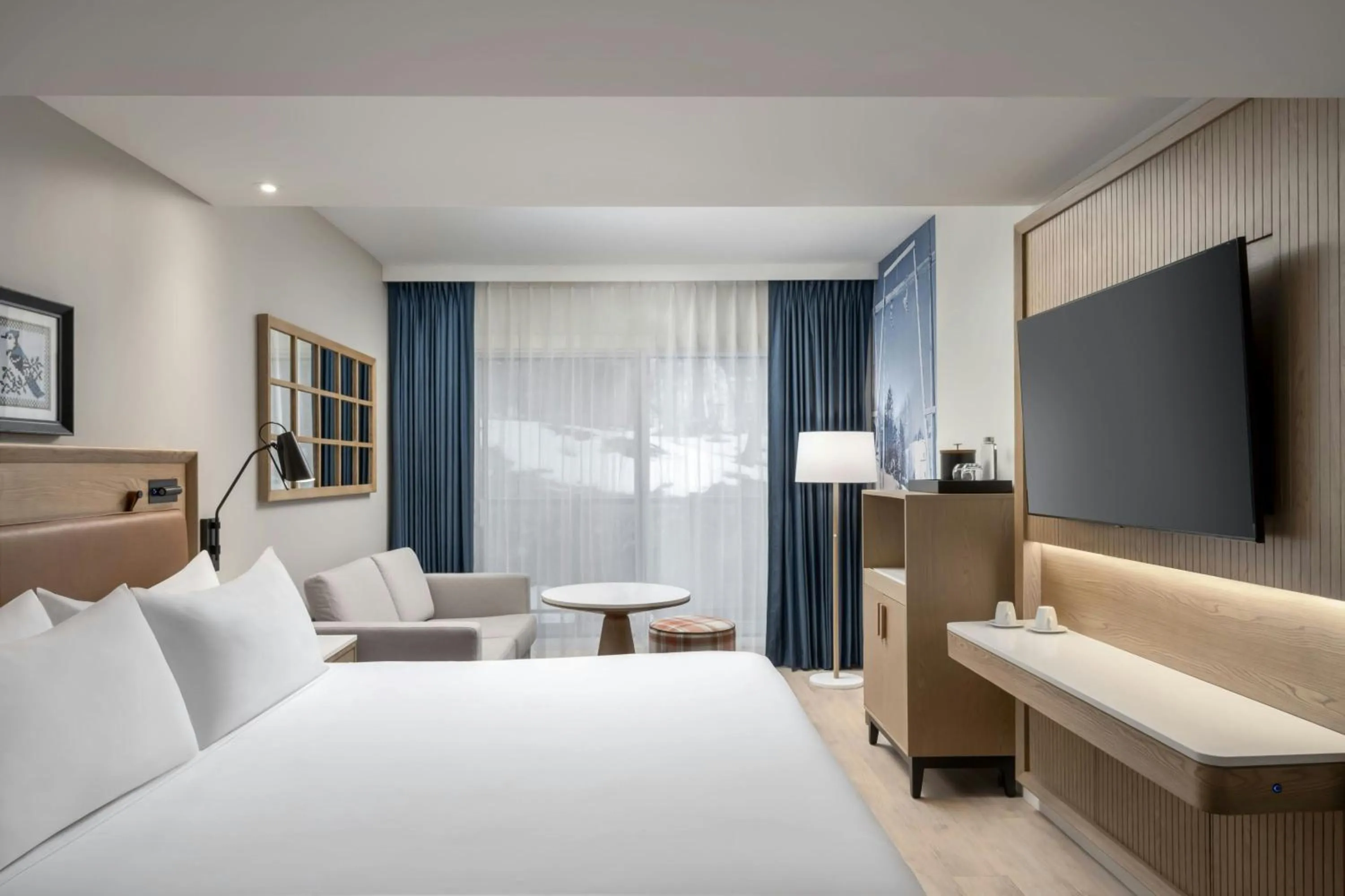 Photo of the whole room, Bed in Mont Gabriel, Sainte-Adèle, a Tribute Portfolio Resort