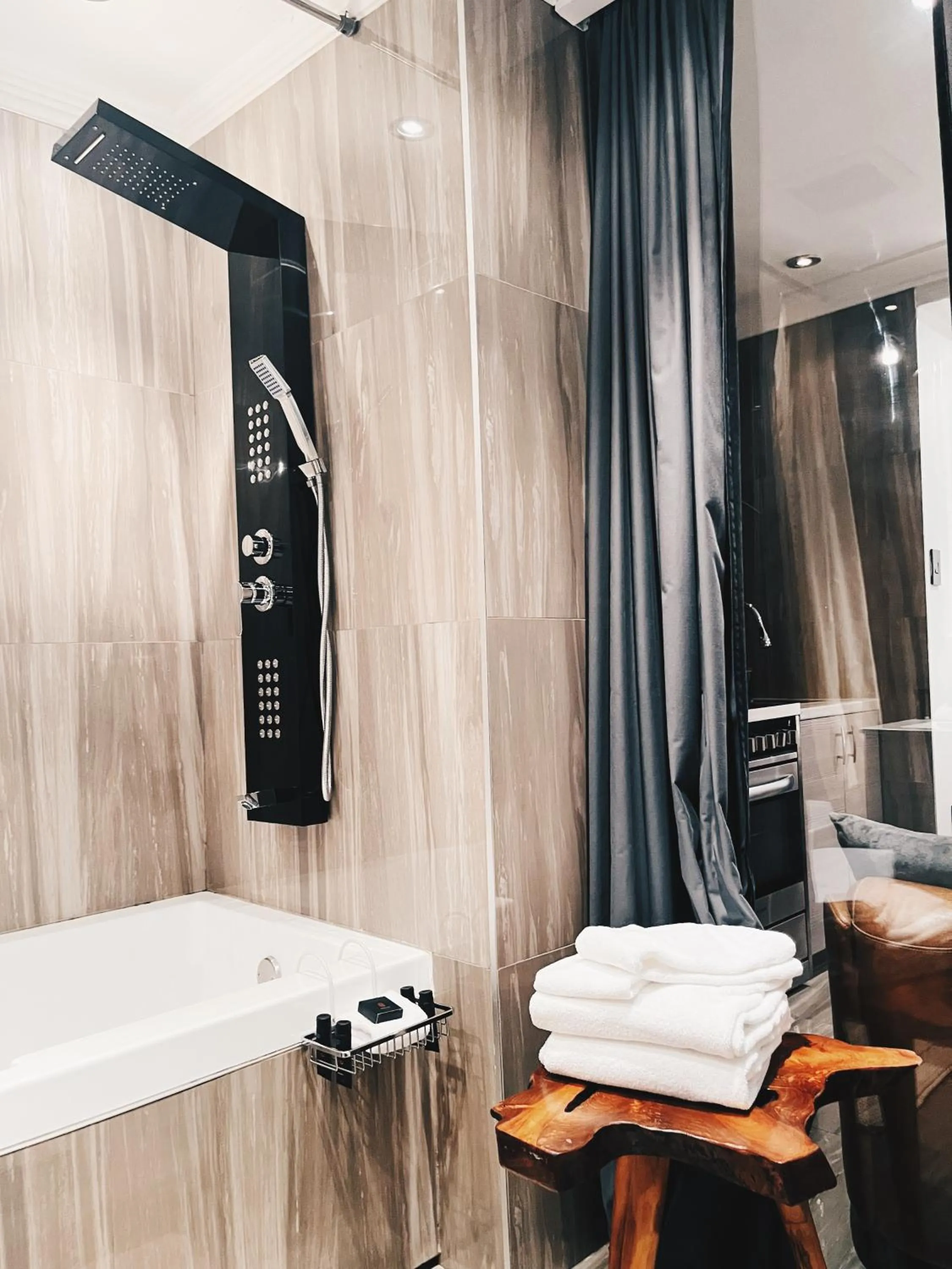 Bathroom in Hotel Kutuma