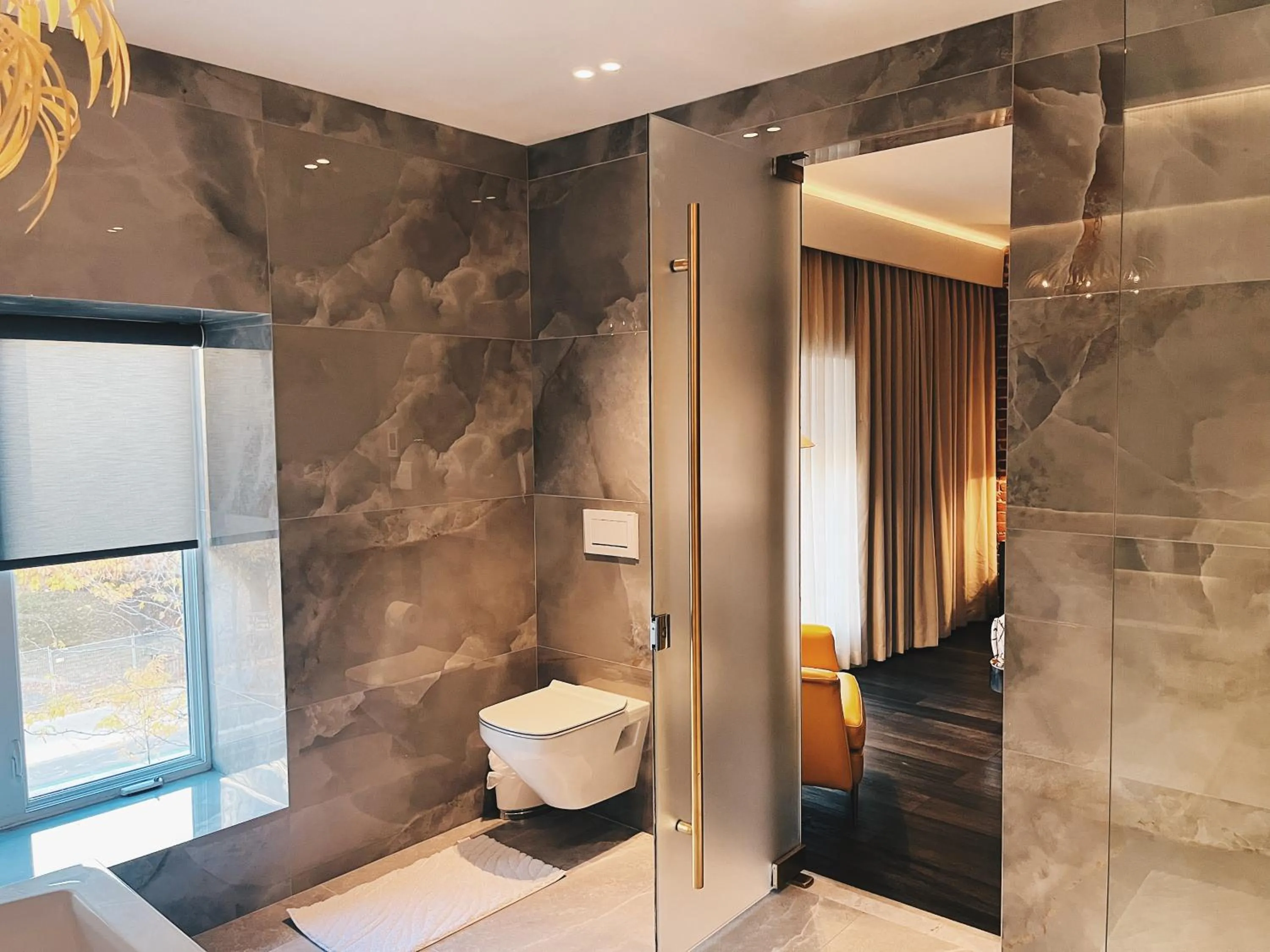 Bathroom in Hotel Kutuma